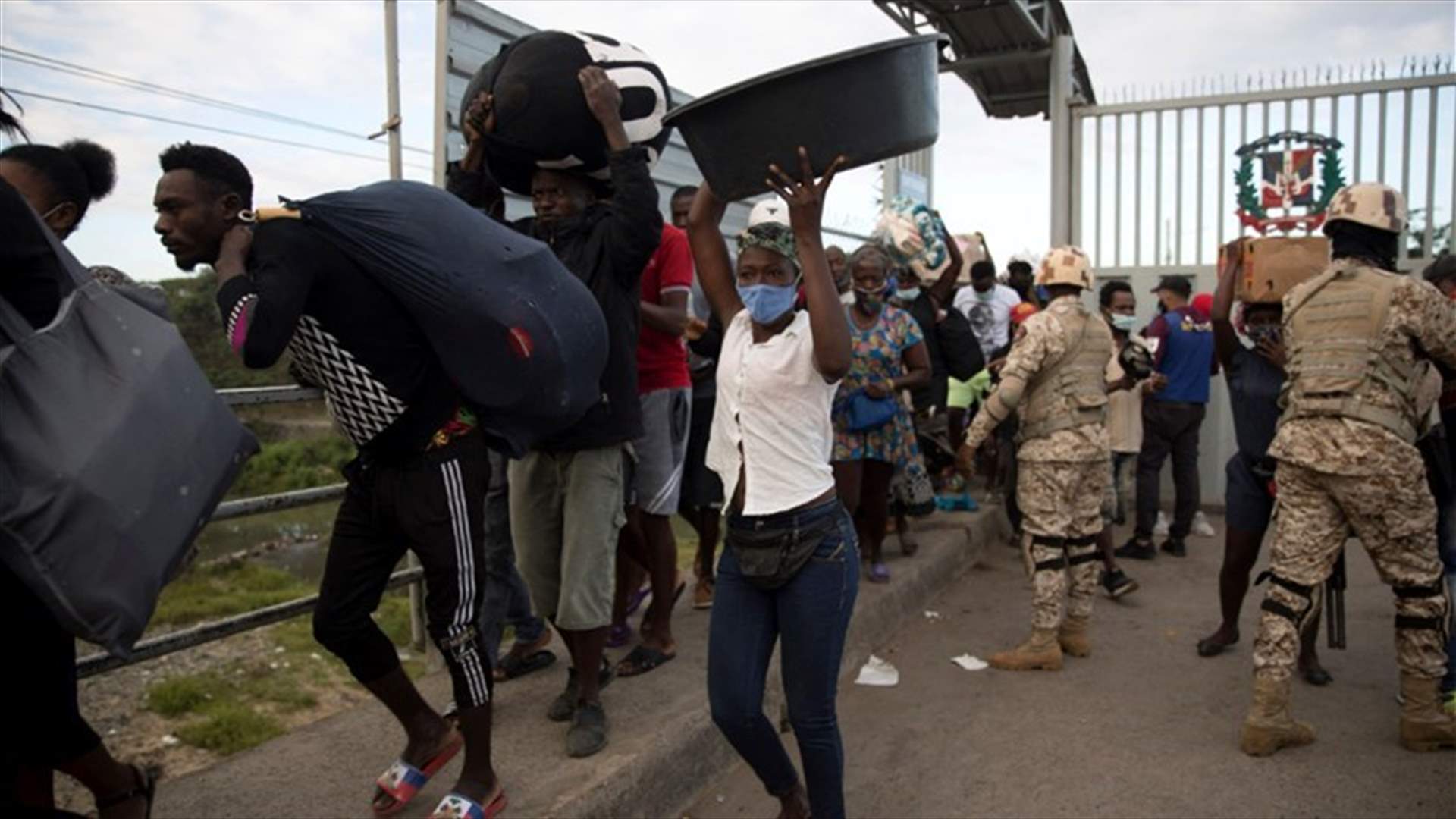 Dominican Republic begins building border wall with Haiti