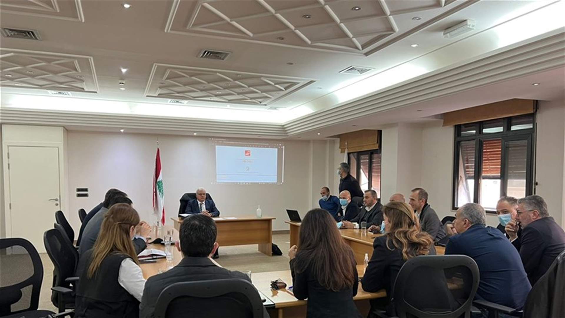 القرم بحث مع مسؤولين في "ألفا" و"تاتش" موضوع تعديل تعرفة الانترنت والاتصال: لا نهدف الى تحقيق الارباح