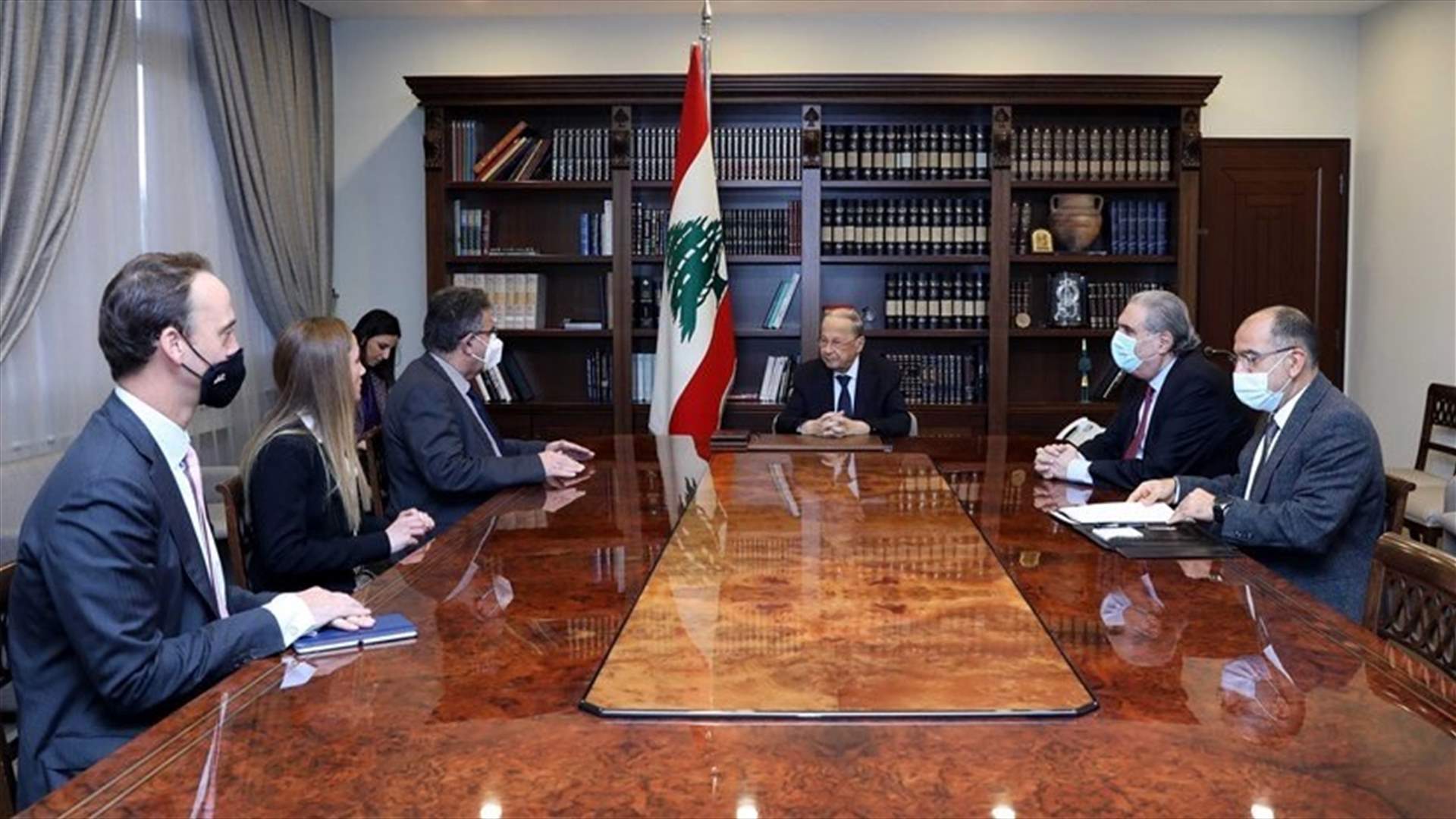 President Aoun meets with managing directors of Alvarez & Marsal-[PHOTOS]