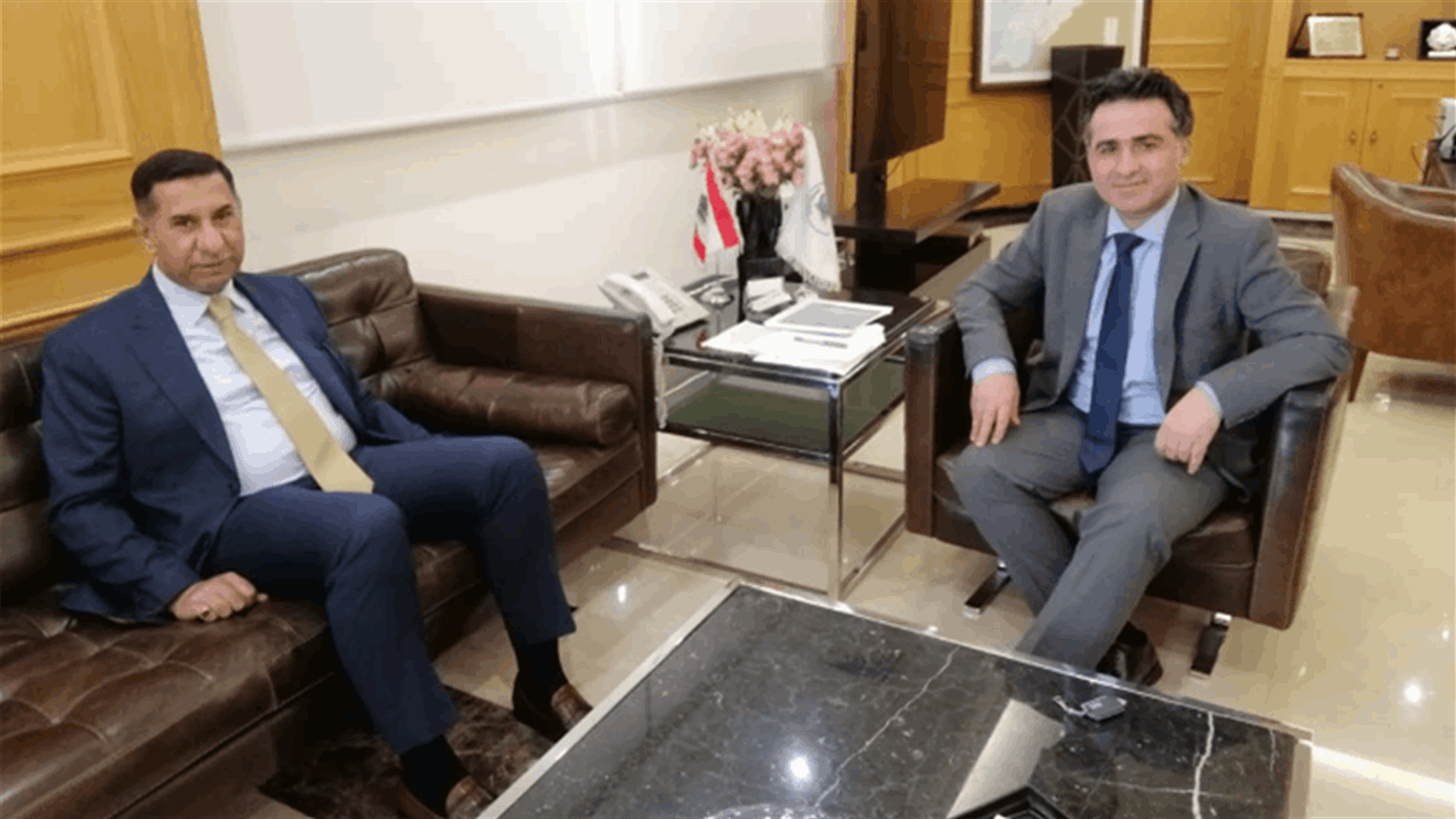 حميه للسفير العراقي: تعزيز النقل بين البلدين له دلالة وحدوية وتكاملية