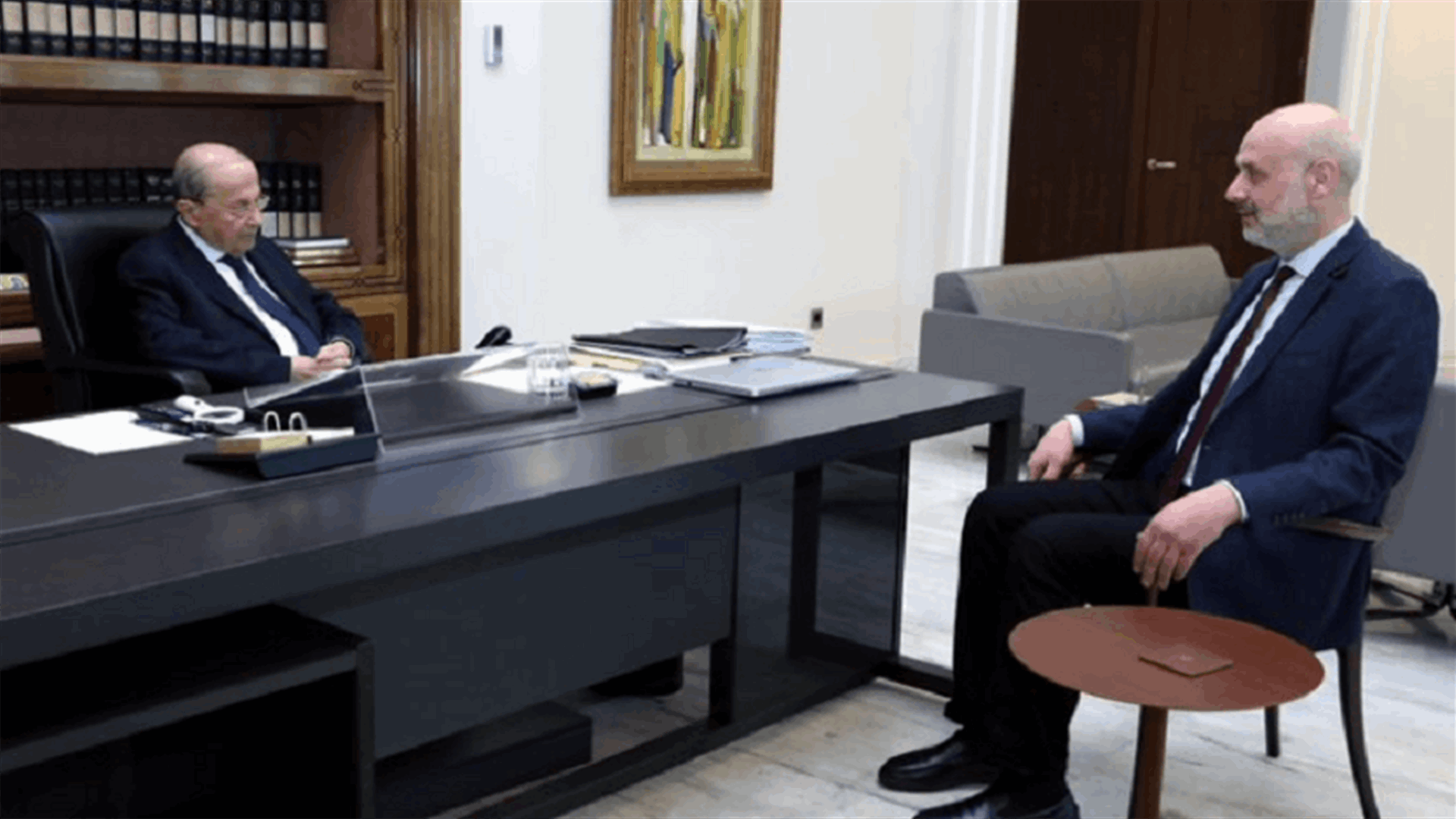 عون عرض مع بو حبيب لإجراءات تأمين سلامة اللبنانيين في أوكرانيا واستقبل وزير الداخلية... مولوي: غدا سأسلم مجلس الوزراء دراسة الميغاسنتر