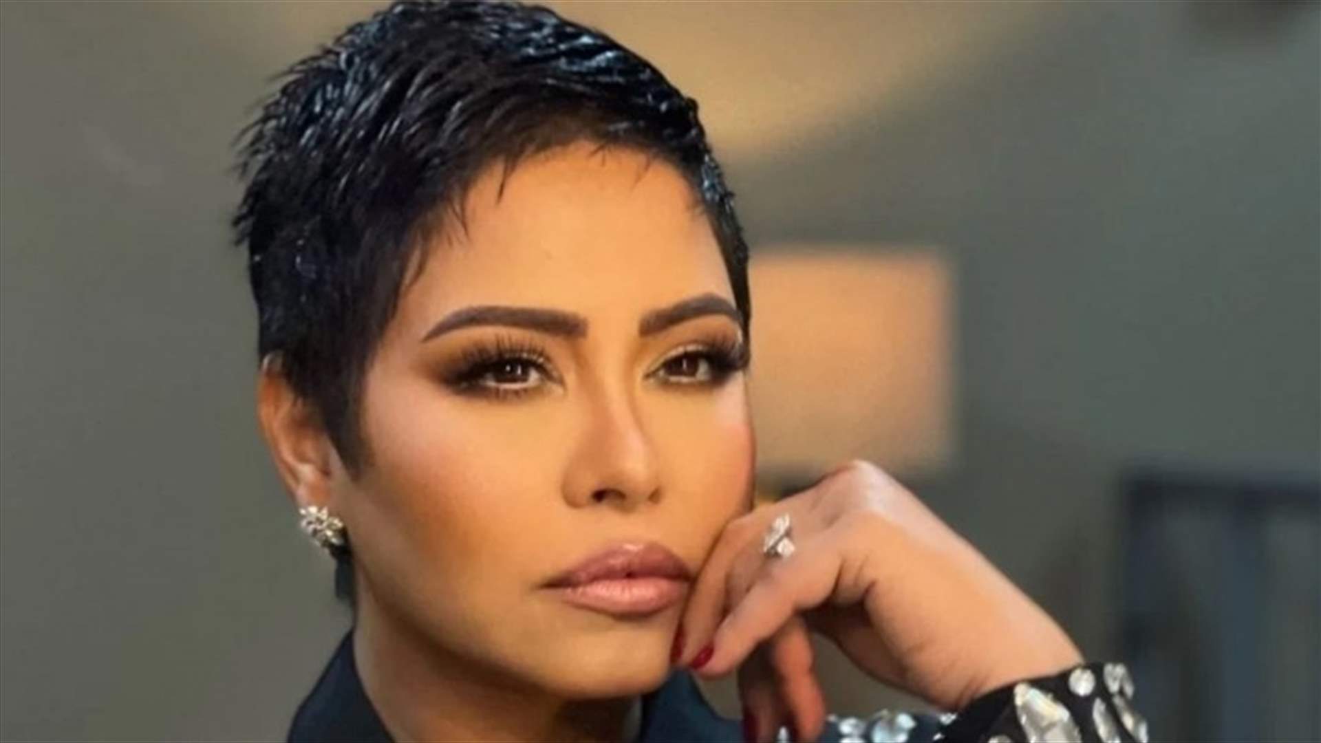 شيرين عبدالوهاب تسترجع لحظات مميزة في دبي.. والجمهور: "بكامل أناقتها ورشاقتها"