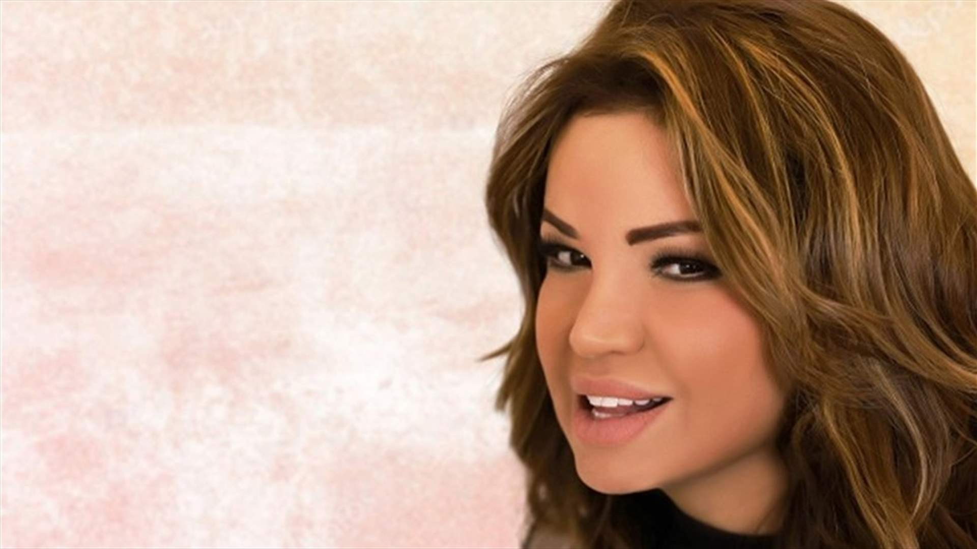 جوانا ملاح تتصدّر الترند بأغنية "انت عود" (فيديو)
