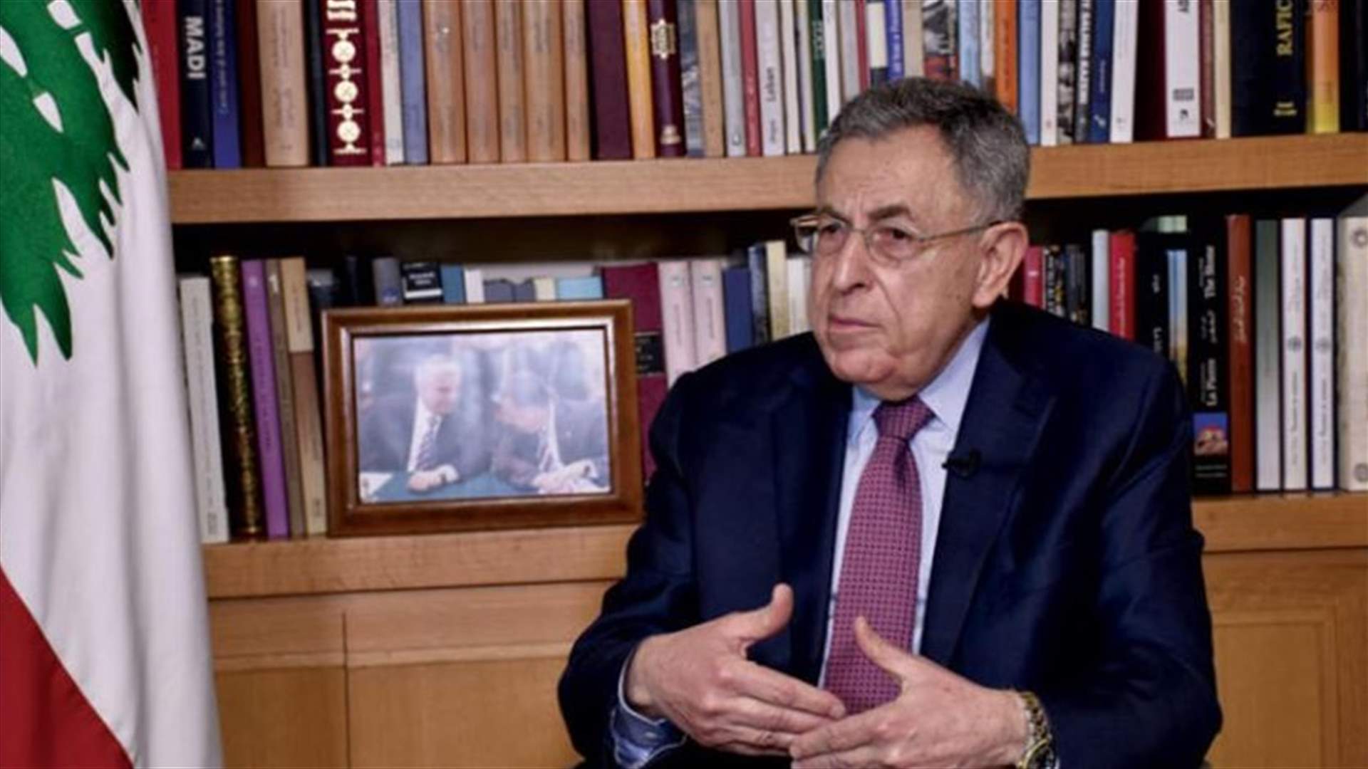 السنيورة يسعى لملء الفراغ... وتحرّك صامت لـ"الحريريين" (الشرق الأوسط)