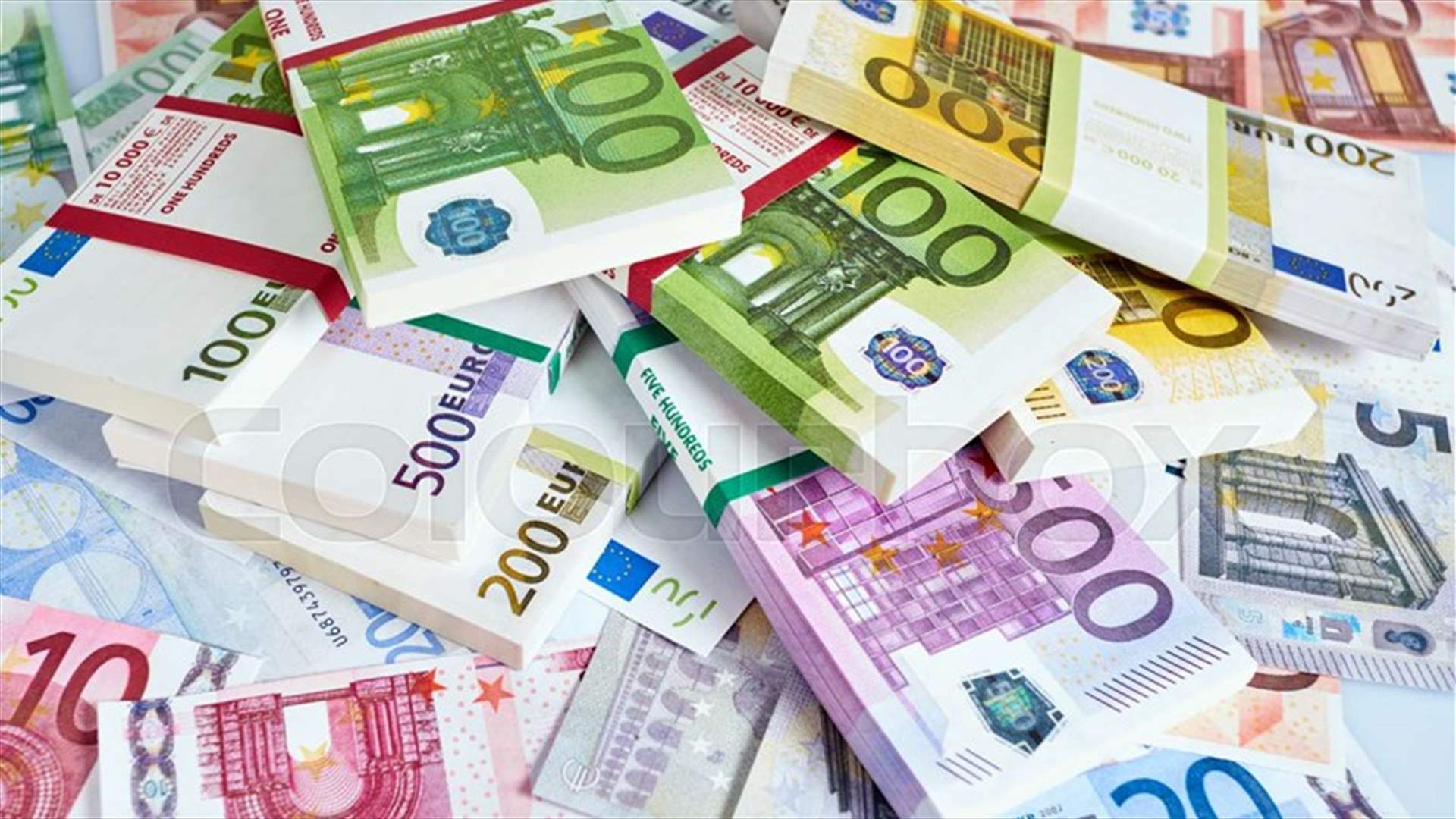 Euro slides with U.S. stock futures as Ukraine risks rise - Reuters