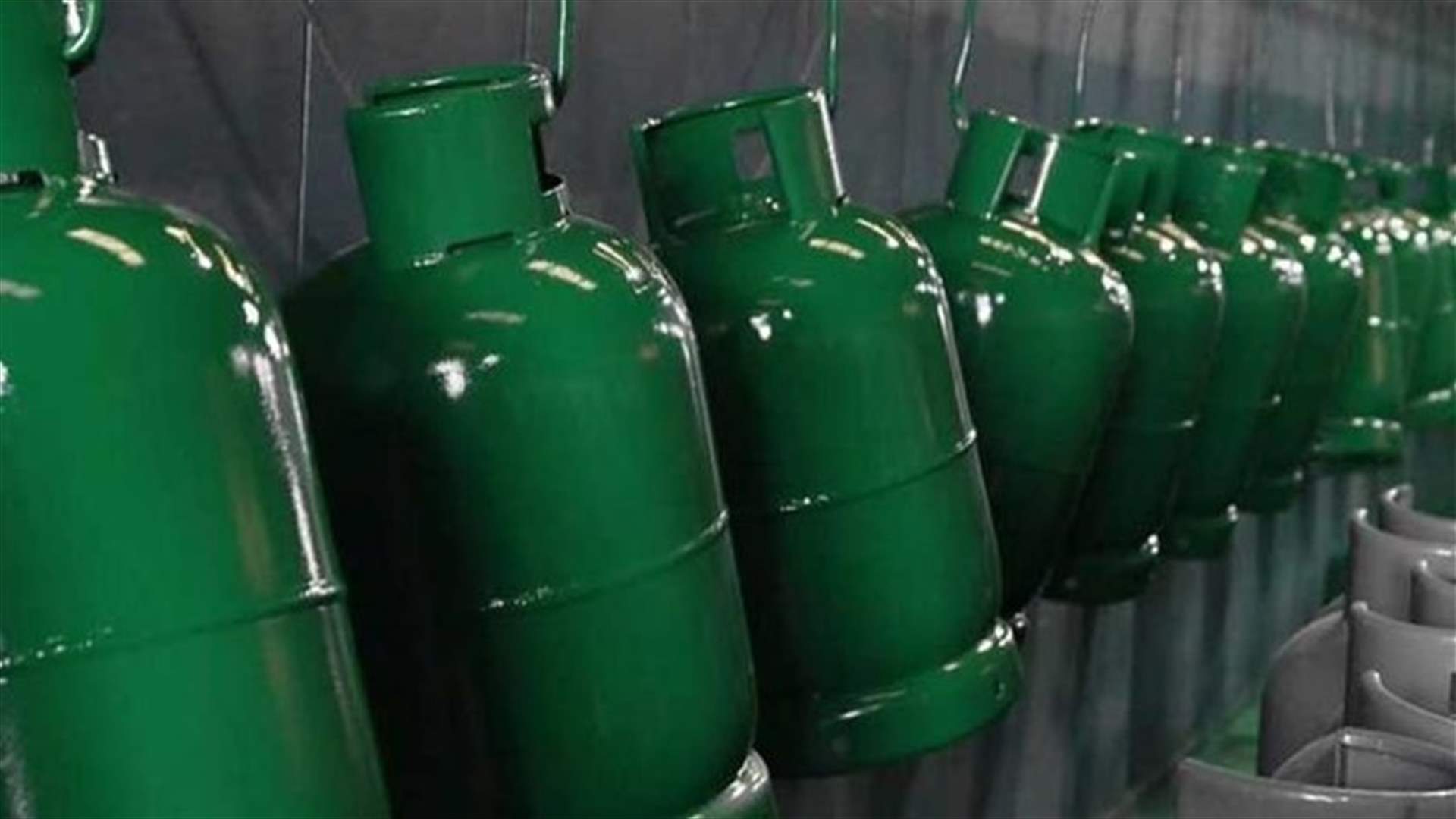 مصابتان جراء تنشق مادة الغاز داخل شقة في ريفون