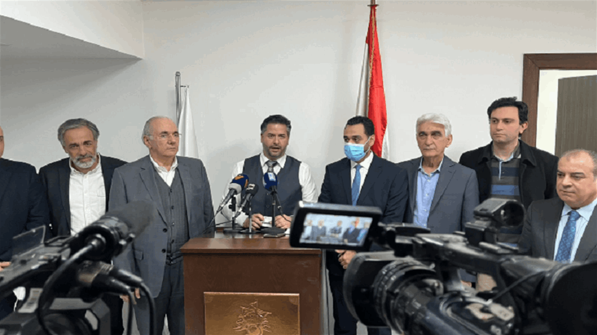 سلام عقد اجتماعا مع نقابات الأمن الغذائي: كميات من القمح تكفينا لمدة شهر