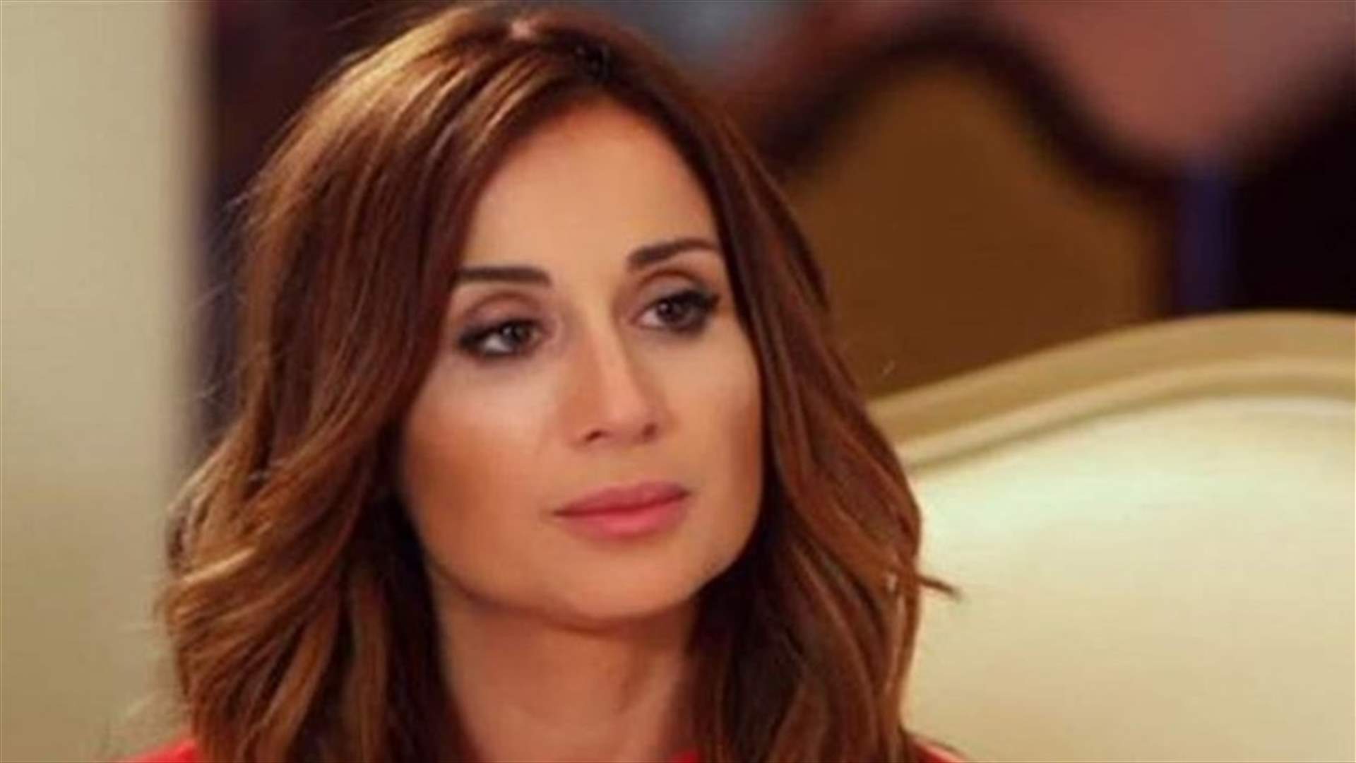 كارين رزق الله: "وسط بيروت عتمة كاملة.. هيك صار لبنان؟"