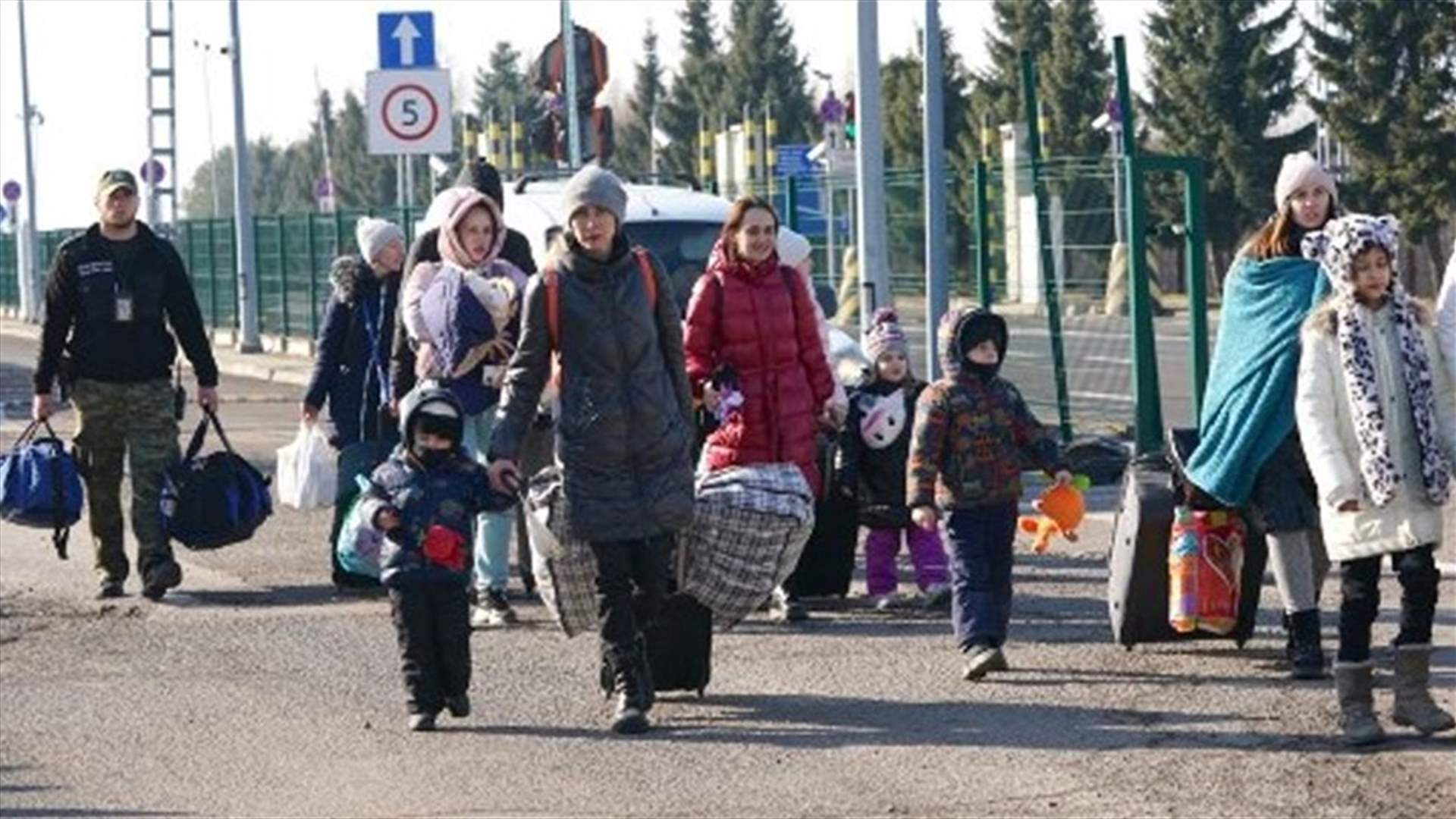 حرس الحدود: فرار نحو 1.2 مليون أوكراني إلى بولندا منذ الغزو الروسي