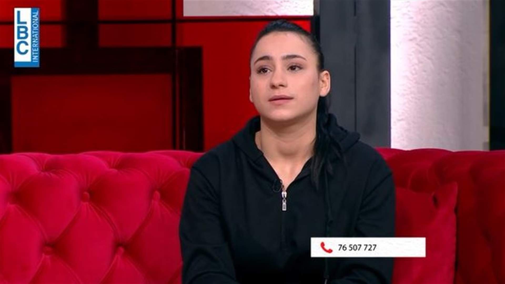 أمضت 22 عاماً وهي تبحث عن والدتها التي تركتها بعد ساعات على ولادتها... فكيف كان اللقاء بين الأم وابنتها؟