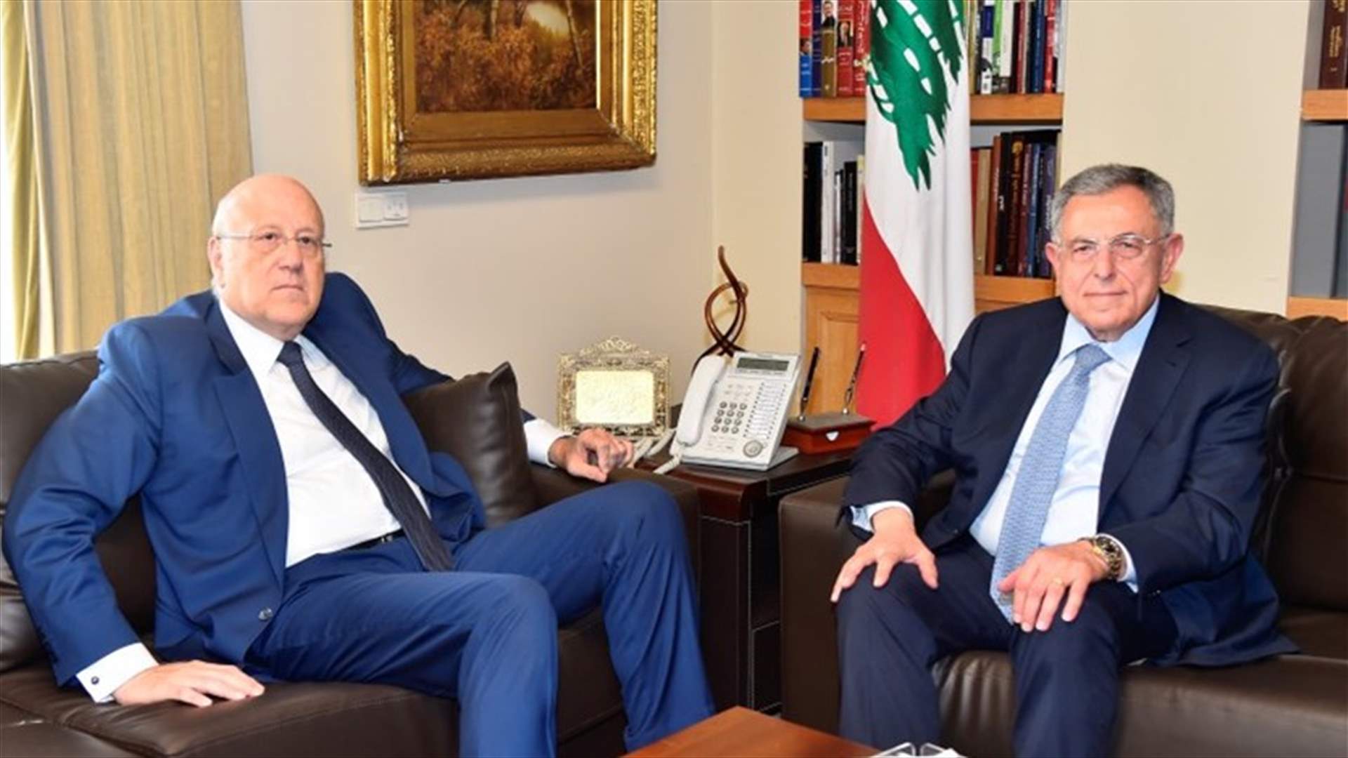 ميقاتي والسنيورة يرعيان تشكيل اللوائح في الدوائر ذات الثقل السني (الشرق الأوسط)