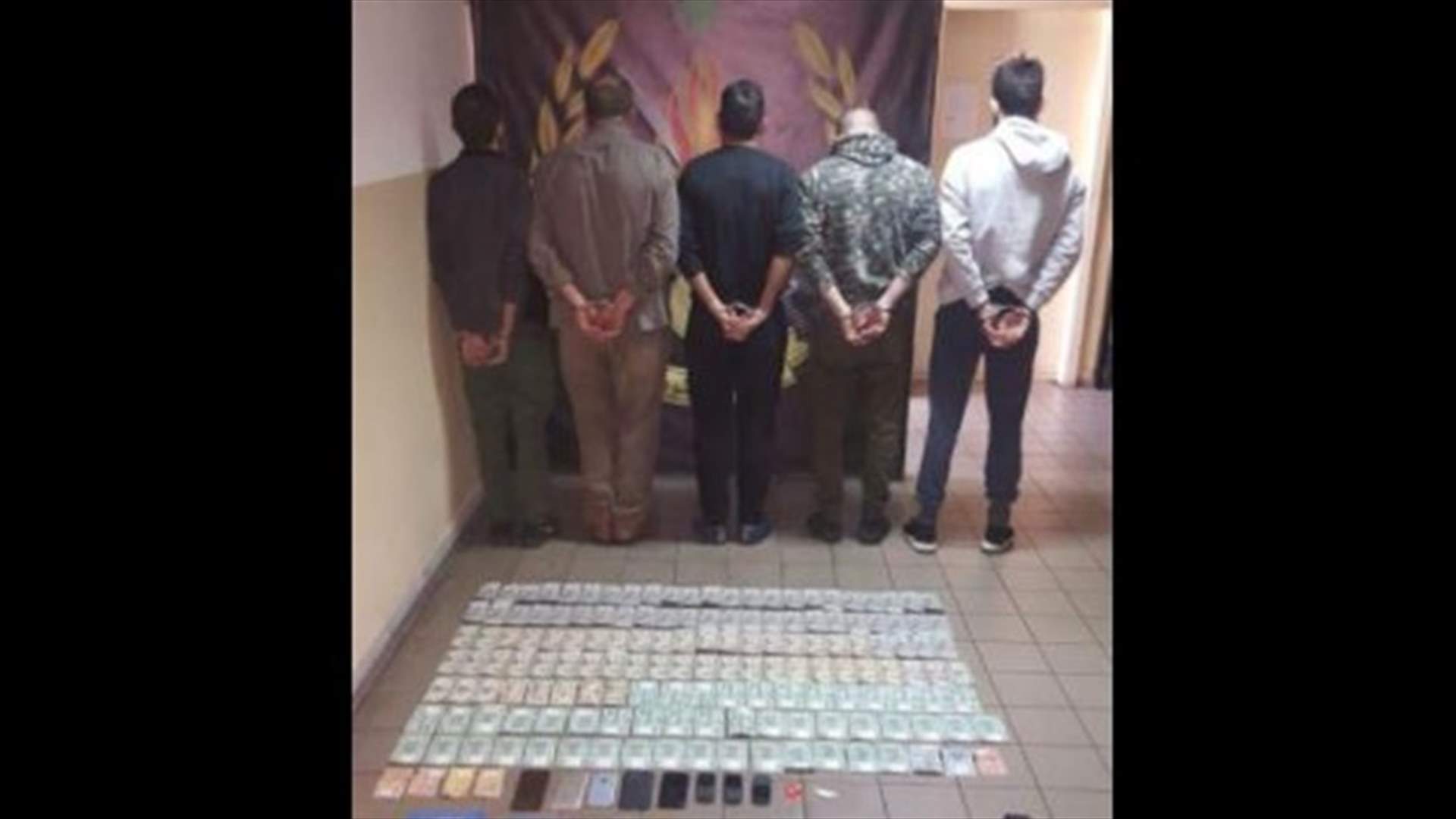 شبكة تنشط في عمليات نقل وتوزيع وترويج المخدرات... وشعبة المعلومات توقف جميع أفرادها وتضبط كمية منها