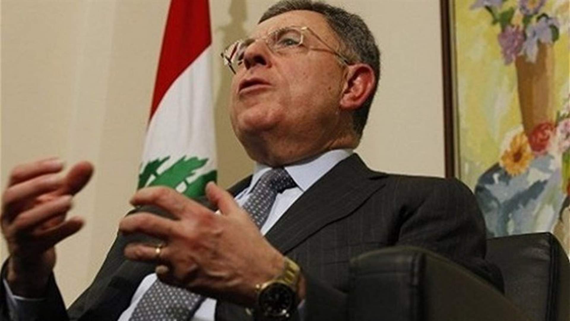 المستقبل يواصل مساعي "تطويق" السنيورة (الأخبار)