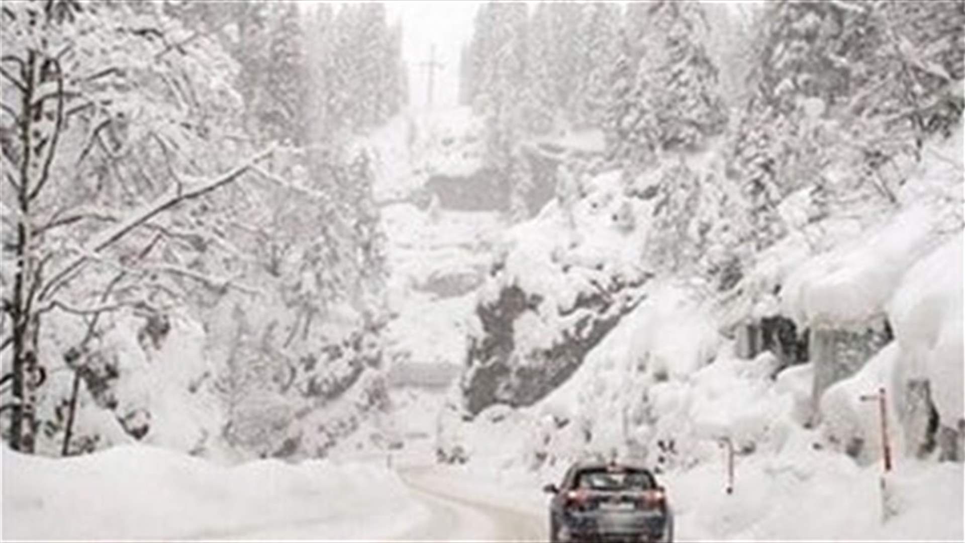 Several mountainous roads blocked due to accumulation of snow