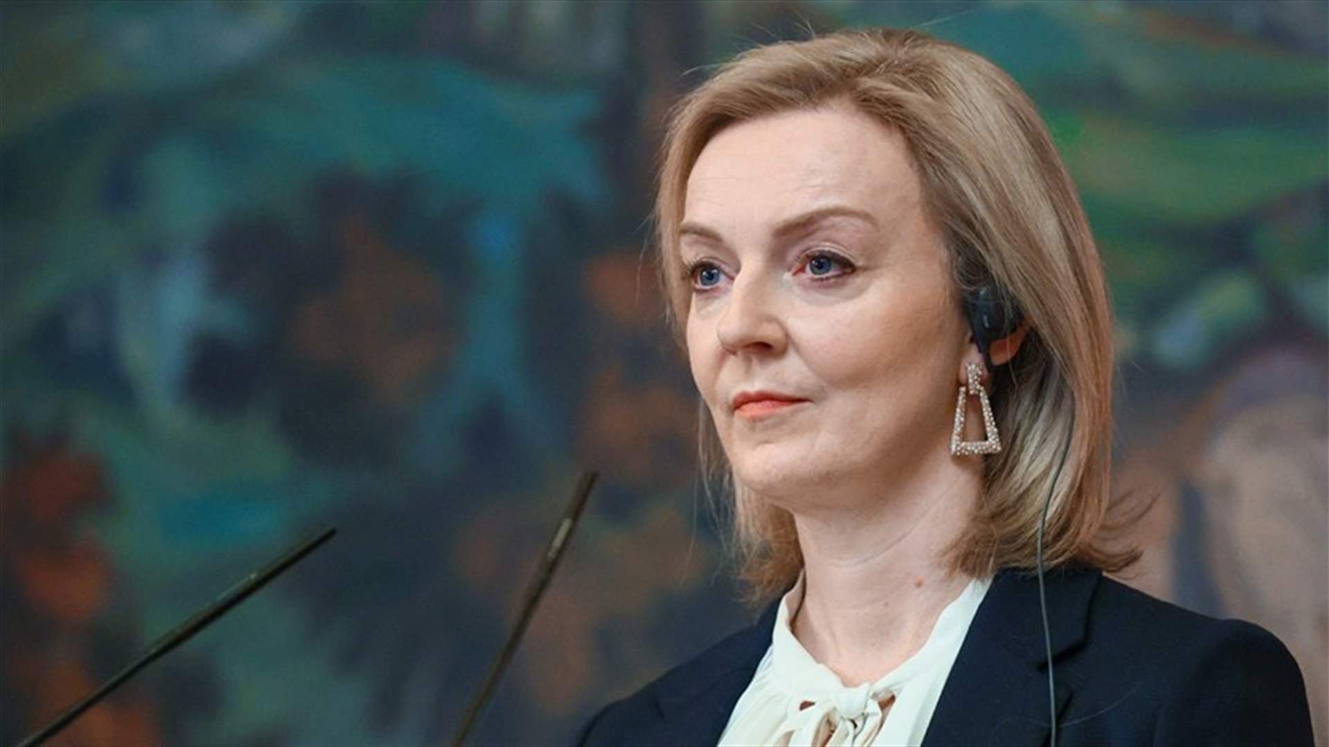 وزيرة الخارجية البريطانية: نسعى لرد دين قديم لإيران