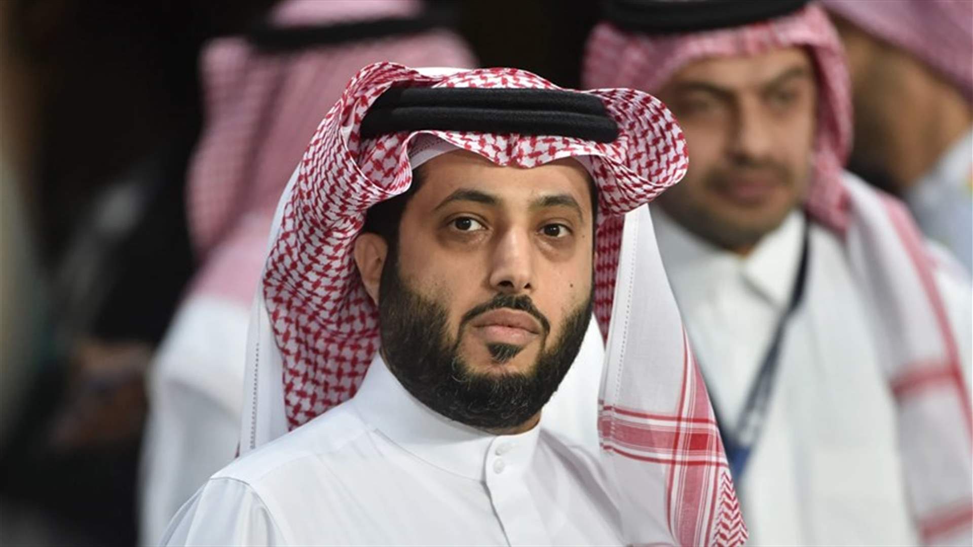 تركي آل الشيخ يتنكر بشخصية "سيمبسون"... ويدعو إلى المشاركة في مهرجان التنكر (فيديو)
