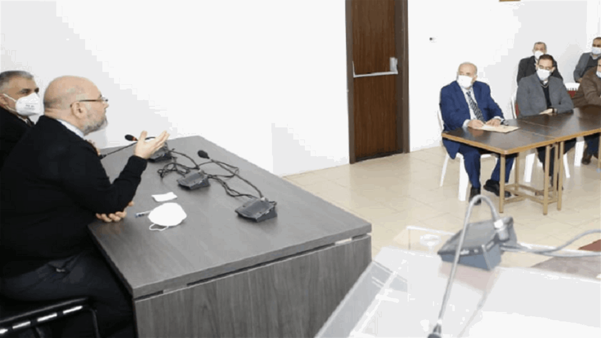 الأبيض تابع أوضاع المستشفيات الحكومية: نعمل لزيادة الأسقف المالية