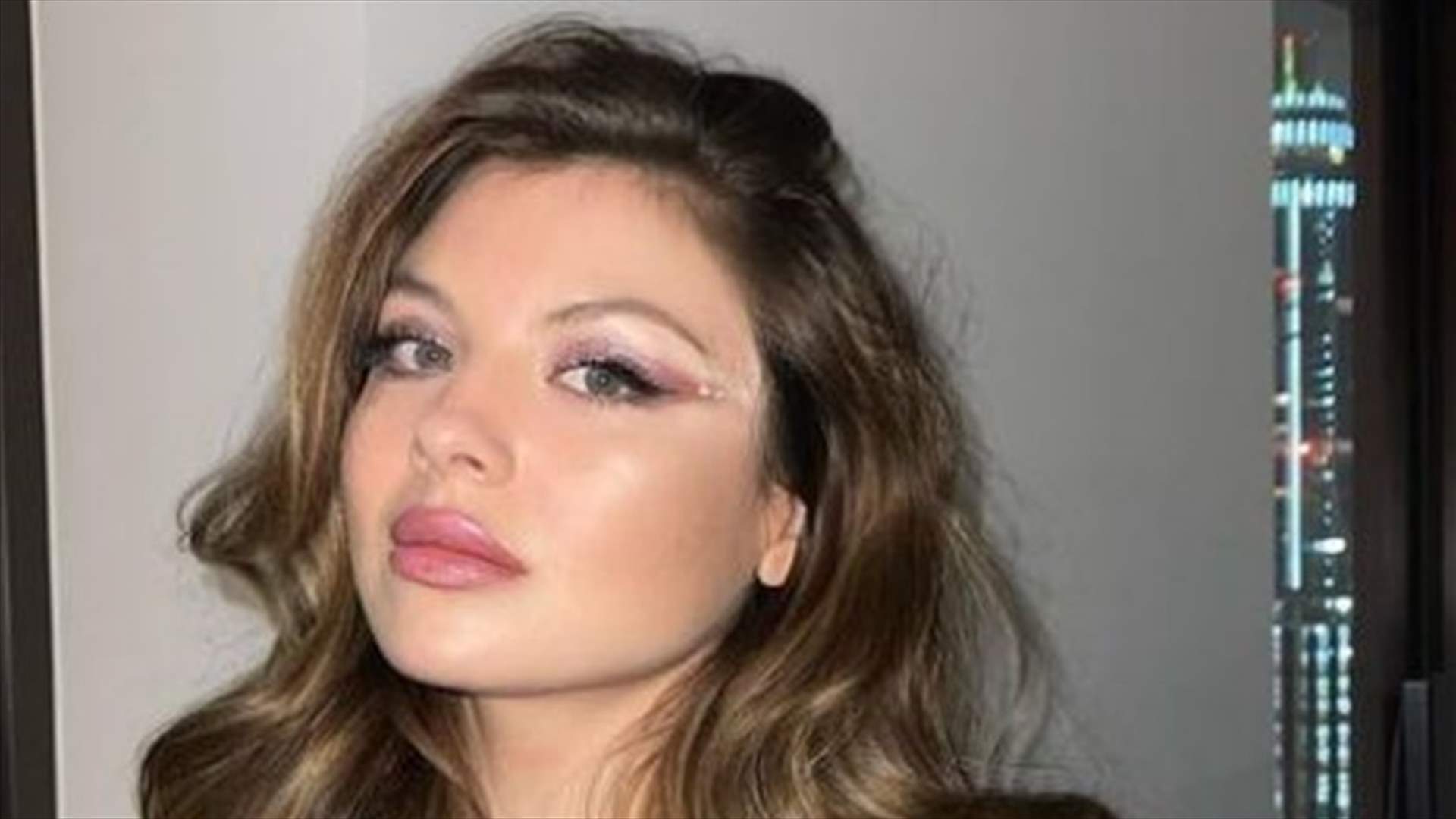 مايا رعيدي في جلسة تصوير مع والدتها... فهل بدت نسخة عنها؟
