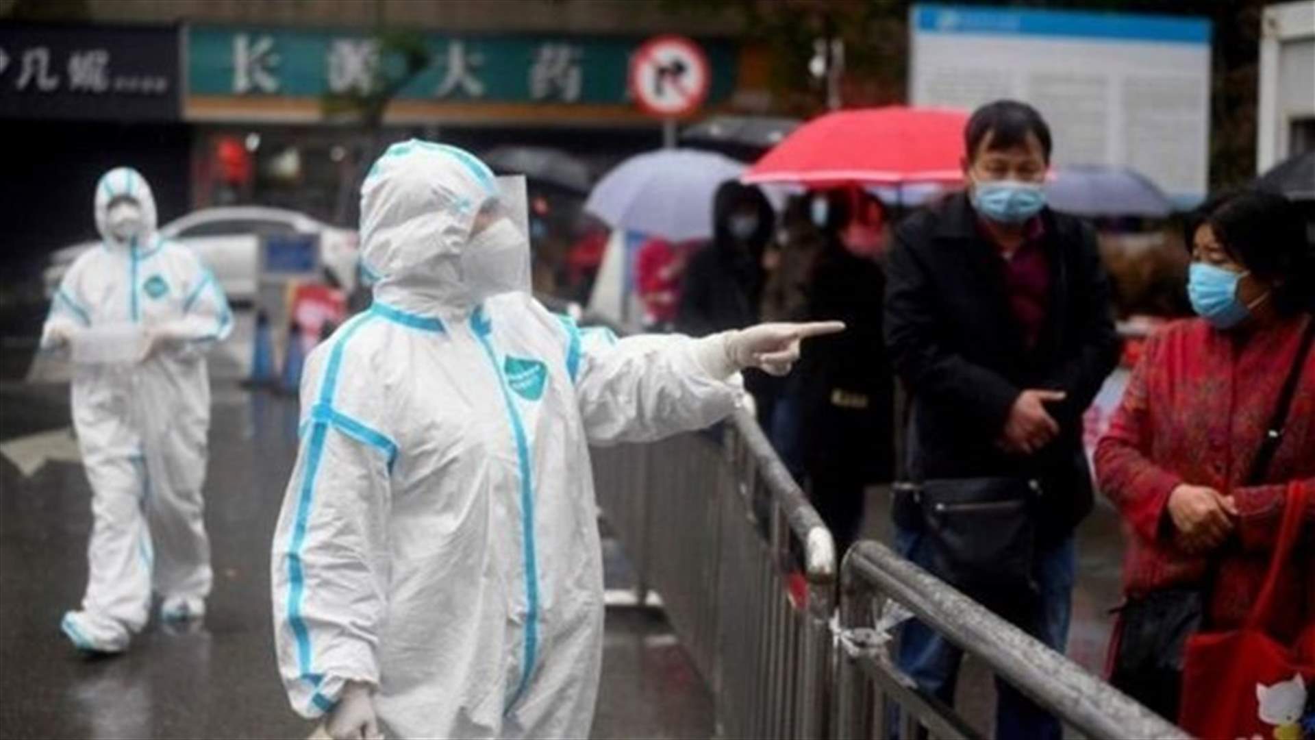 China's Shanghai denies lockdown rumors as daily COVID infections near 1,000