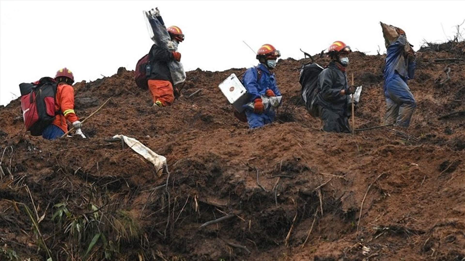 شينخوا: لم يتم العثور على الصندوق الأسود الثاني للطائرة المنكوبة حتى الآن