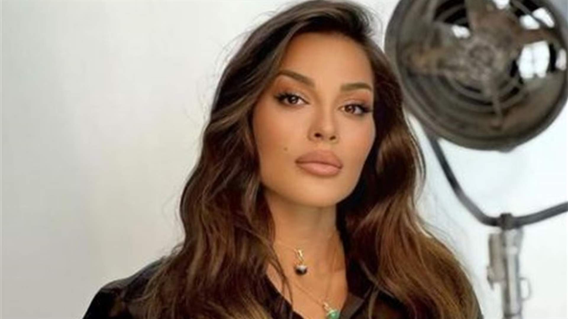 نادين نسيب نجيم تصدم مراسلة بردّها: "حدا قلّك بسوق تراكتور؟"