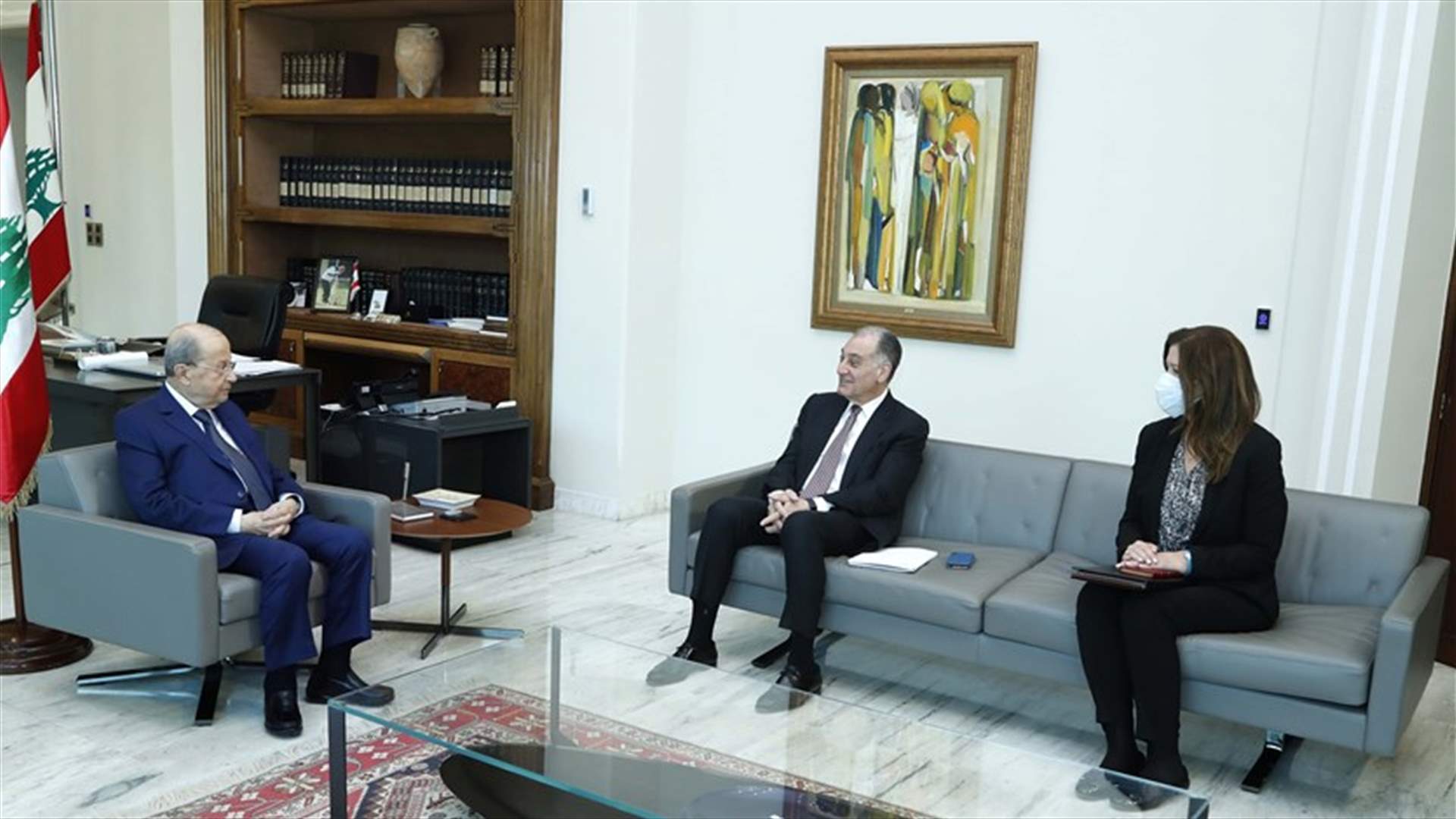 عون إستقبل رئيس السفير إدوارد غابريال وشيا وعرض معهما للأوضاع الراهنة في لبنان والتطورات الأخيرة