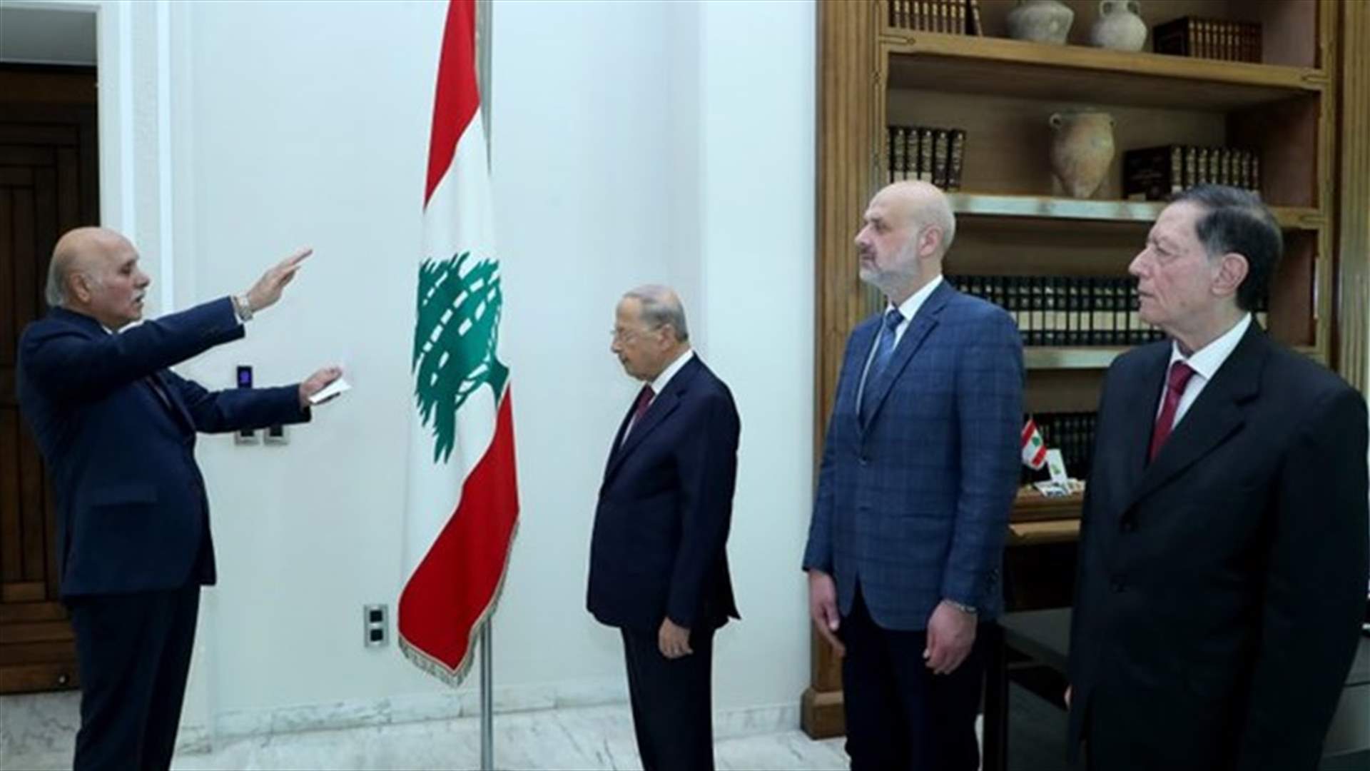 عون اكد أهميةَ الدور الذي تلعبه هيئة الاشراف على الانتخابات...