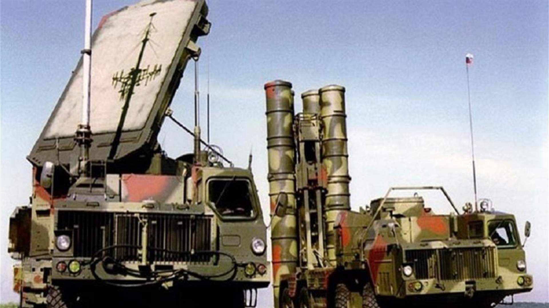 سلوفاكيا تزود أوكرانيا دفاعات جوية من طراز إس-300