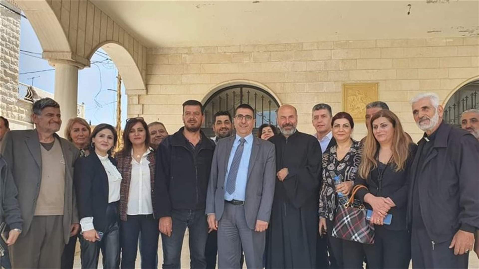 حجار جال على بعض قرى البقاع الشمالي: الوزارة تقف عند حاجات الناس ودعمهم