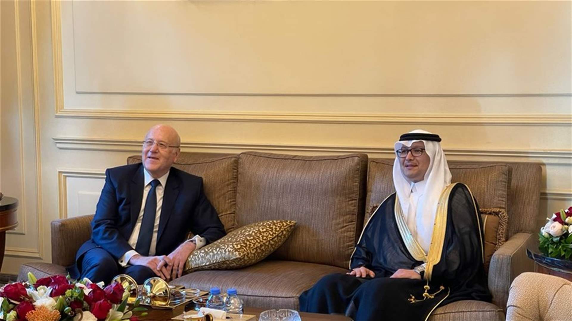 وصول ميقاتي إلى منزل السفير السعودي في لبنان