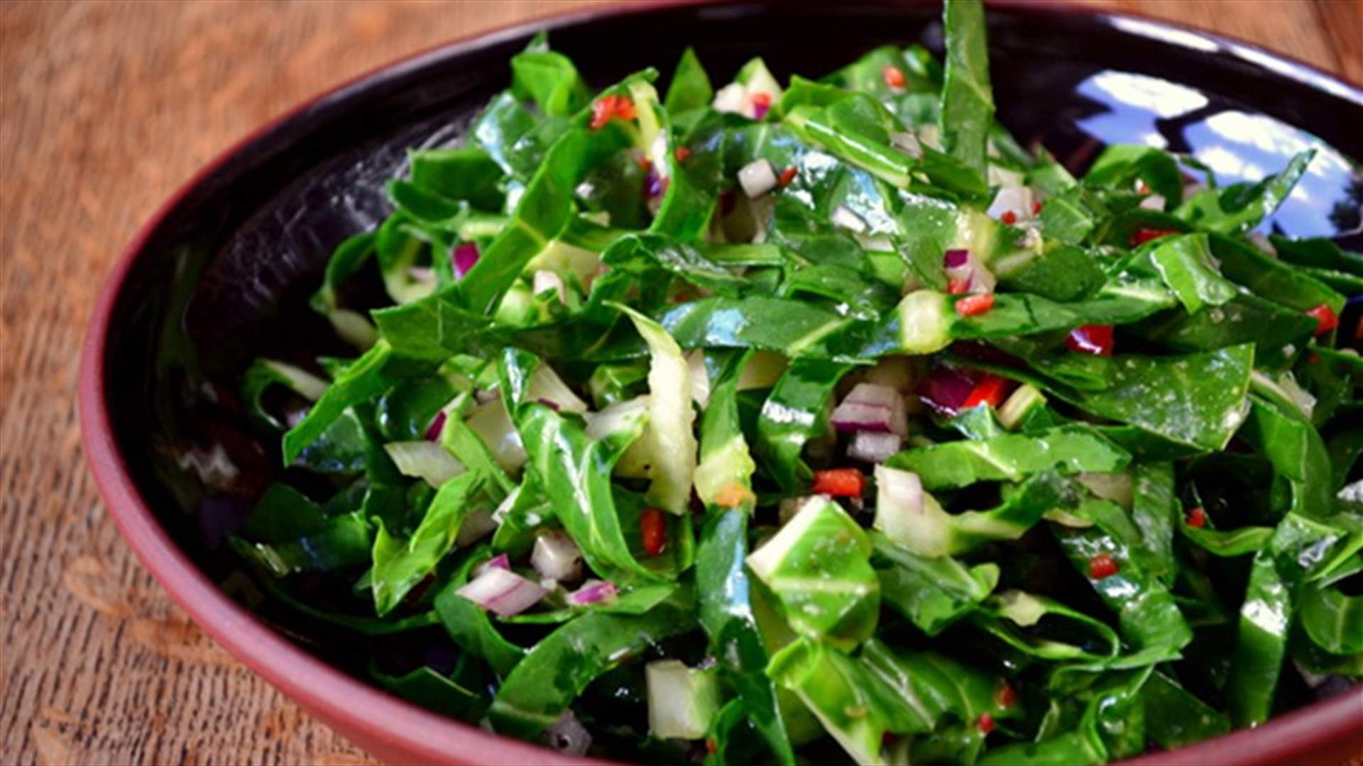 سلطة السلق... وصفة مناسبة للصائمين