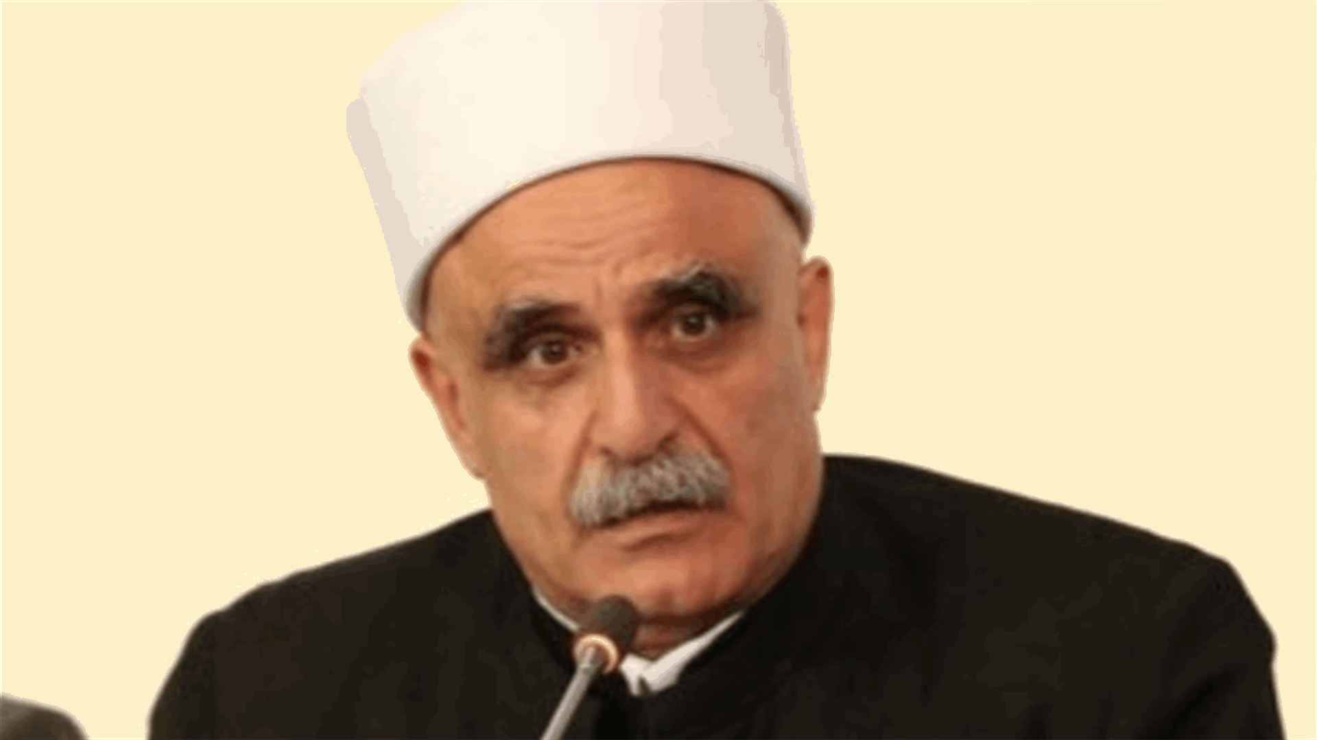 شيخ العقل في لقاء روحي: الاستحقاقات المصيرية تدق الأبواب في شبه حرب وجودية