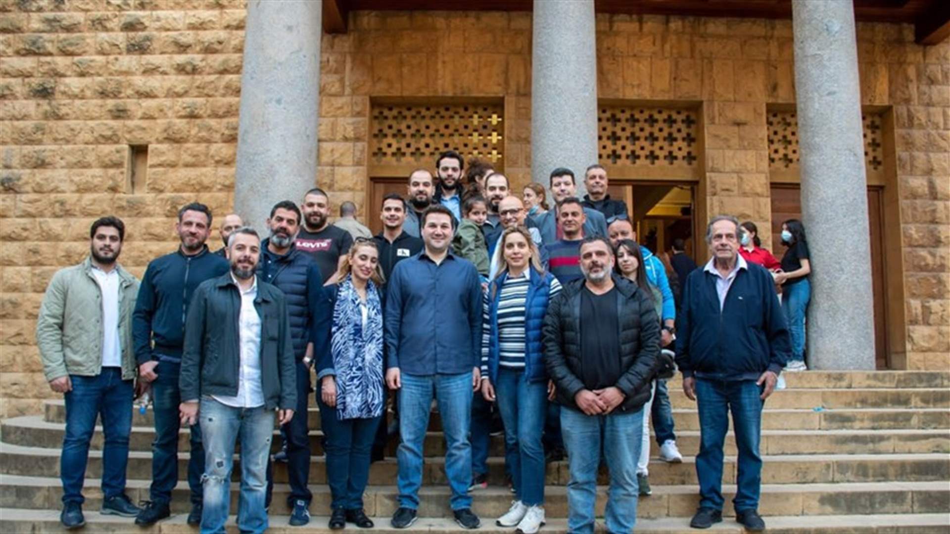 نديم الجميّل مع المرشّحين على لائحة "لبنان السيادة" يجولون على عددٍ من الكنائس