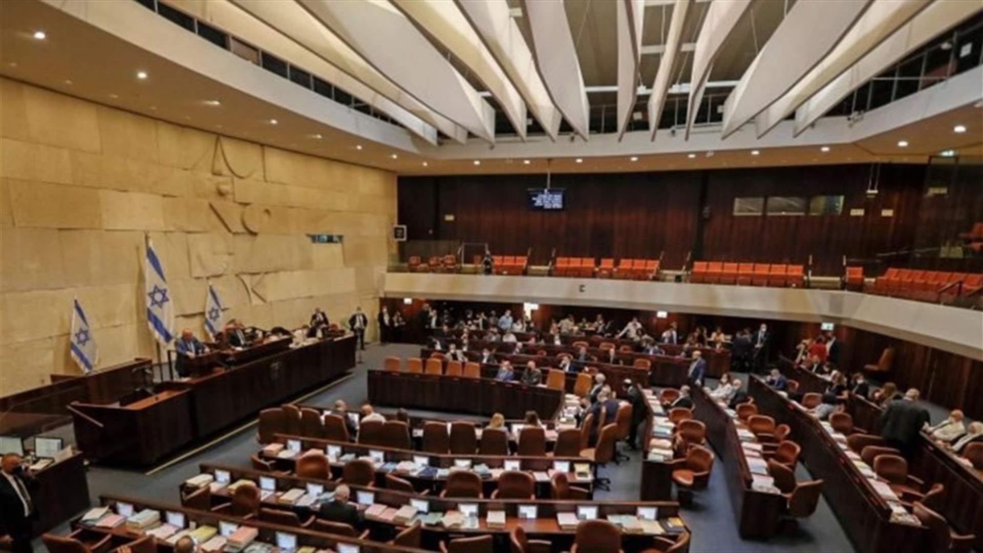 القائمة العربية الموحدة "تعلق" دعمها لحكومة بينيت إثر صدامات القدس