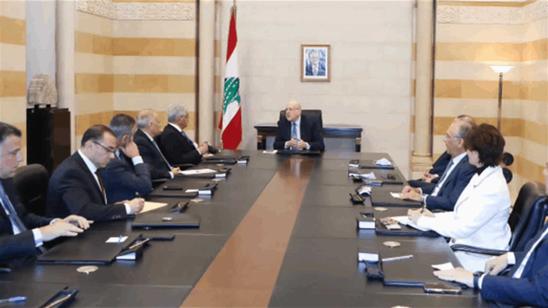 الاسمر بعد لقائه ميقاتي: بحثنا في دفع المبالغ المقطوعة المقررة للقطاع العام قبل الاعياد وعدم رفع الدعم عن الطحين