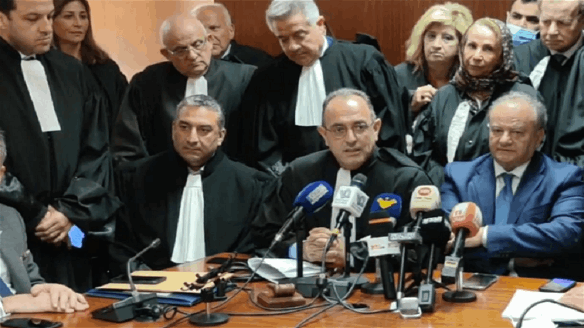 كسبار في وقفة لنقابة المحامين احتجاجا على الكابيتال كنترول: أموالنا اختفت لكن البنوك والطائرات الخاصة والفيلات لا تزال موجودة