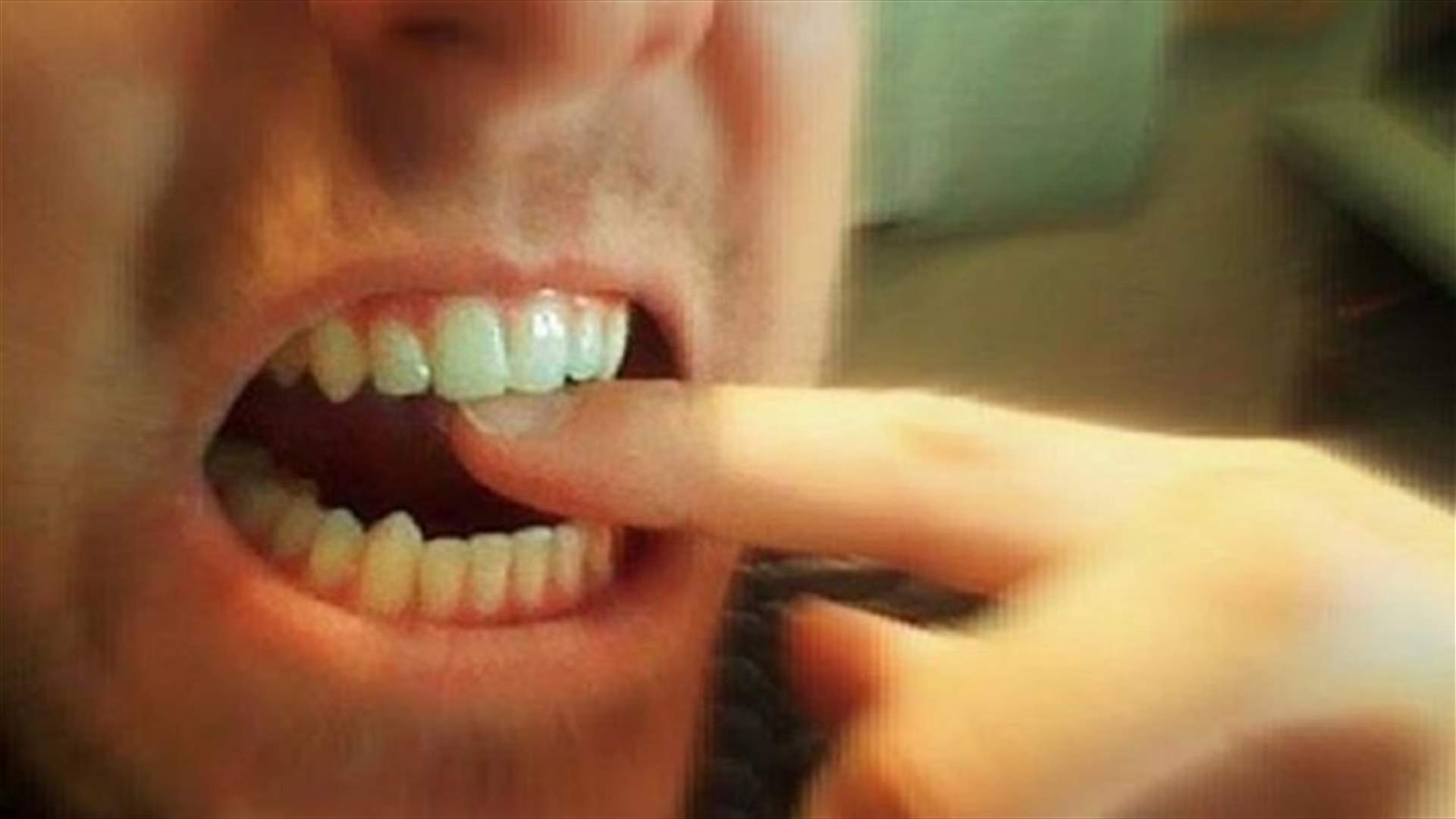 واقعة غريبة في مصر... القبض على موظّف &quot;قضم&quot; إصبع مديره بسبب مشاجرة بينهما