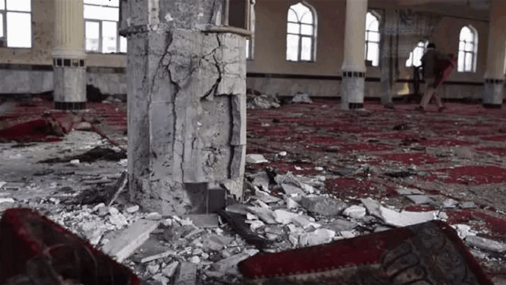 33 قتيلا على الأقل في تفجير استهدف مسجدا في شمال أفغانستان