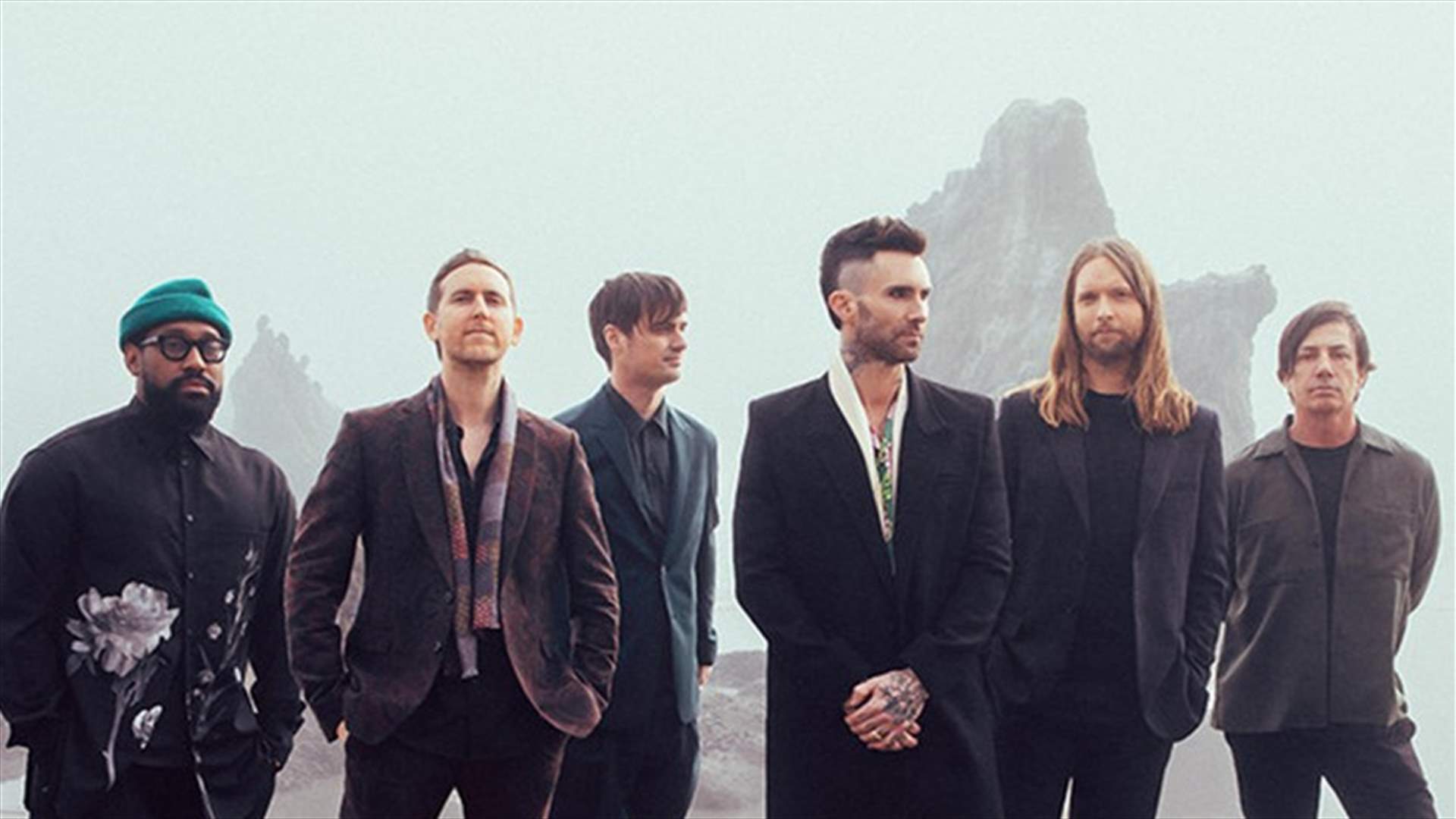 في حفلها الأول بالشرق الأوسط...فرقة "Maroon 5" تضيء ليالي مصر (صور)