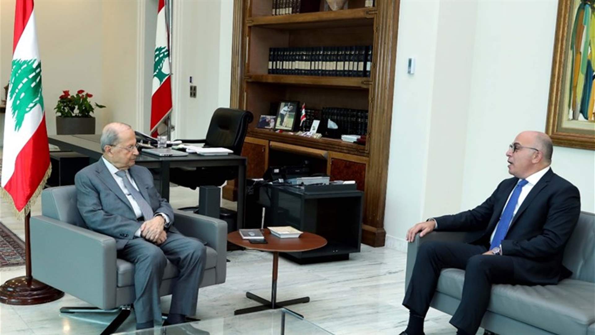 التحضيرات لاقتراع المغتربين بين عون وسفير لبنان لدى الإمارات