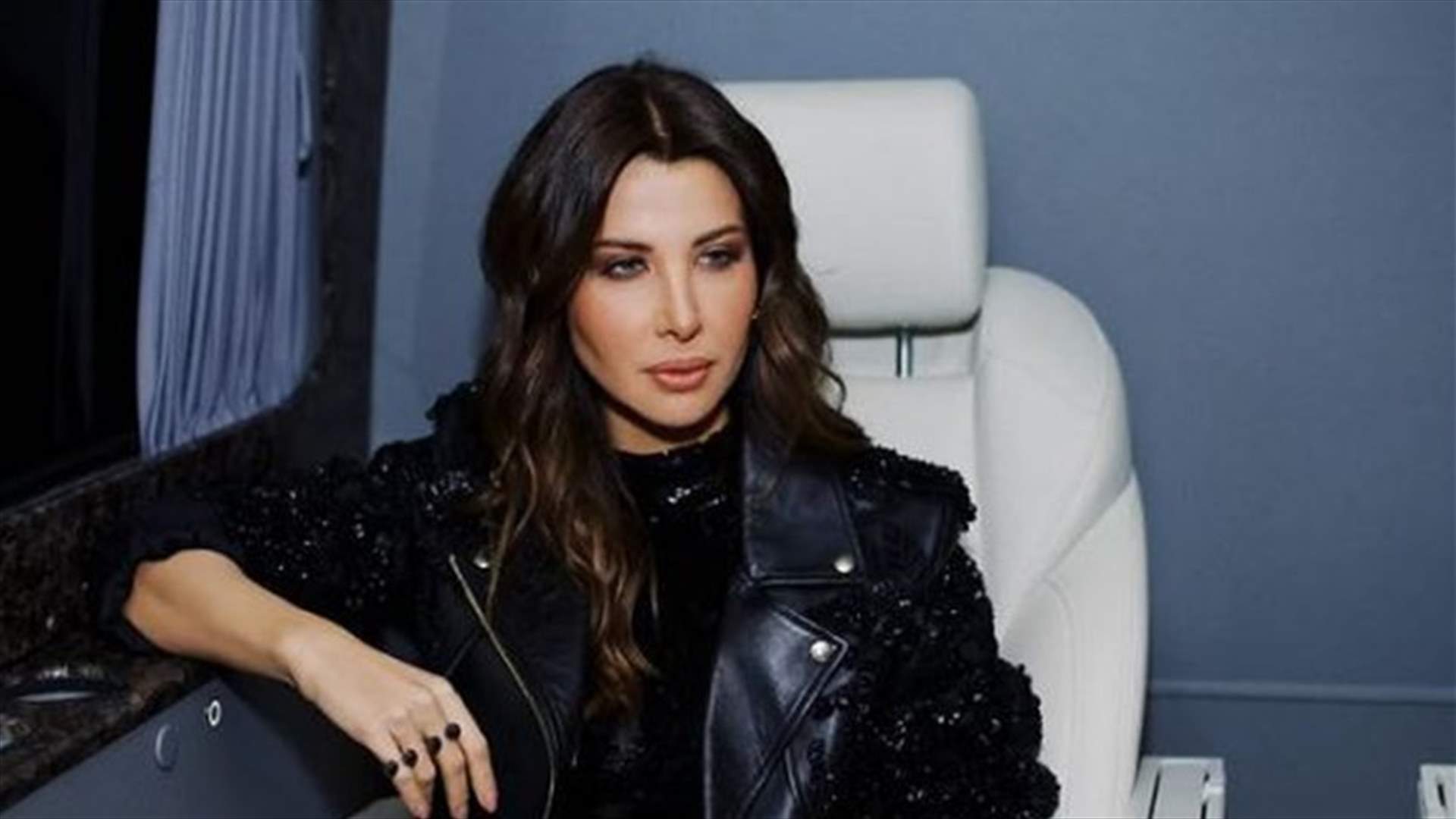 ليا ابنة نانسي عجرم ترافقها الى موقع التصوير... فيديو يأسر القلوب