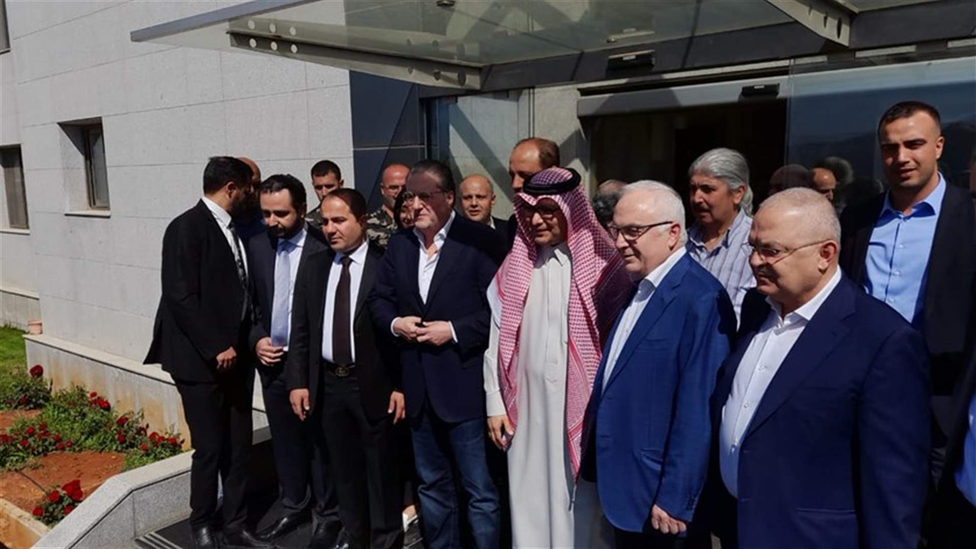 البخاري في البقاع...