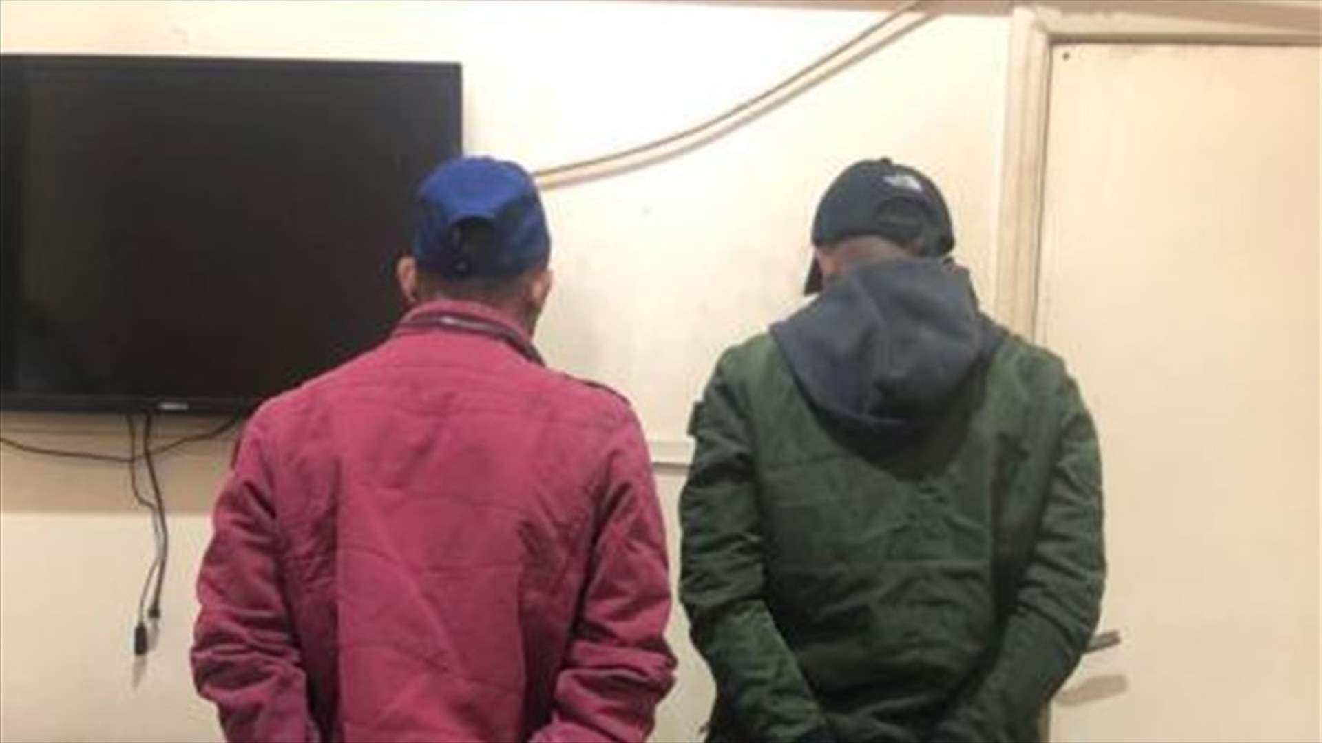 توقيف شخصين على حاجز ضهر البيدر مطلوبين بجرم محاولة قتل وثالث بجرم تجارة المخدرات