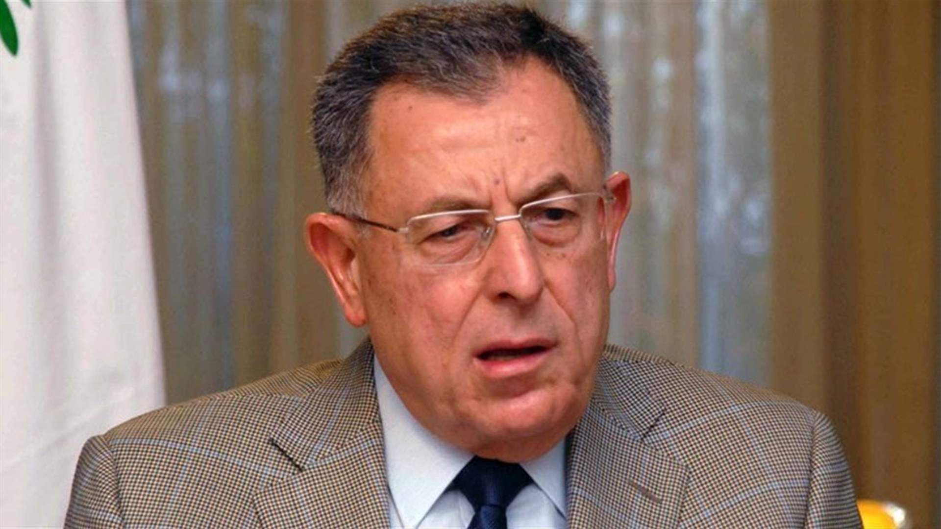 السنيورة يلتقي وفد المراقبين الاوروبيين للانتخابات