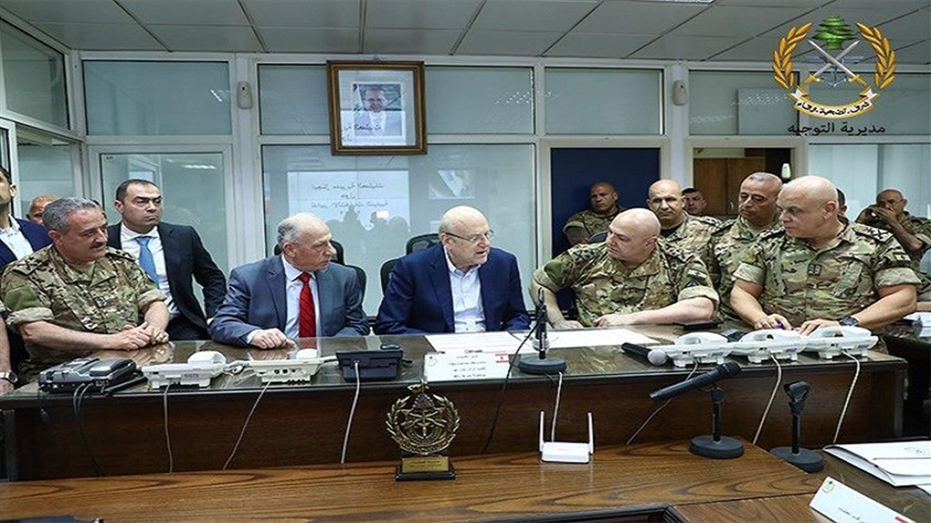 ميقاتي تفقد غرفة العمليات في قيادة الجيش