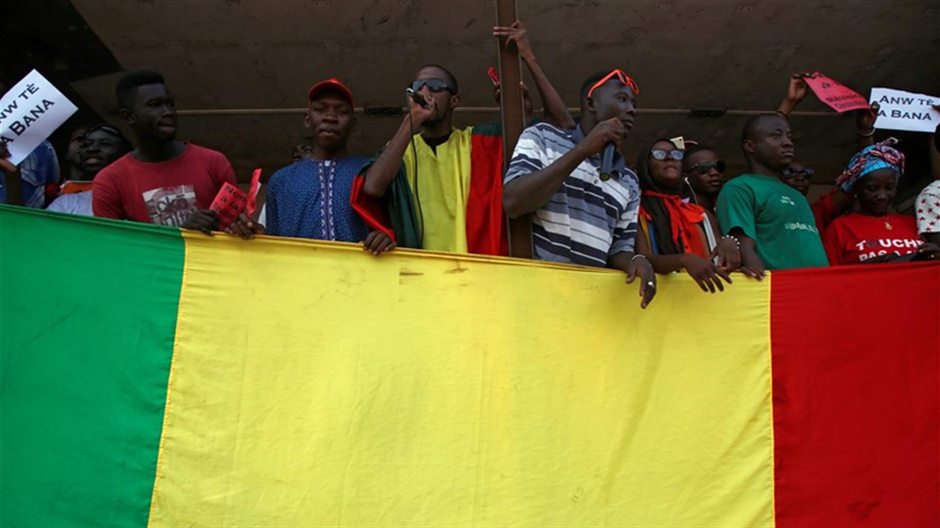 المجلس العسكري الحاكم في مالي يقول إنّه أحبط محاولة انقلابية