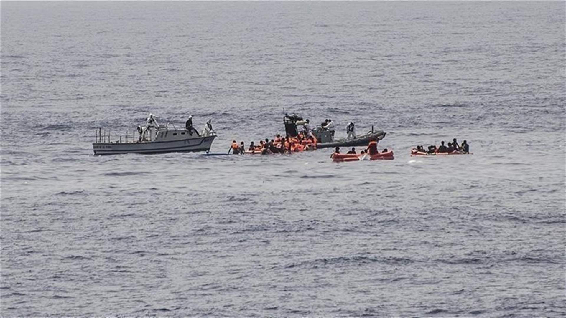 عشرة مفقودين وانتشال ثلاث جثث اثر غرق مركب يقل مهاجرين تونسيين