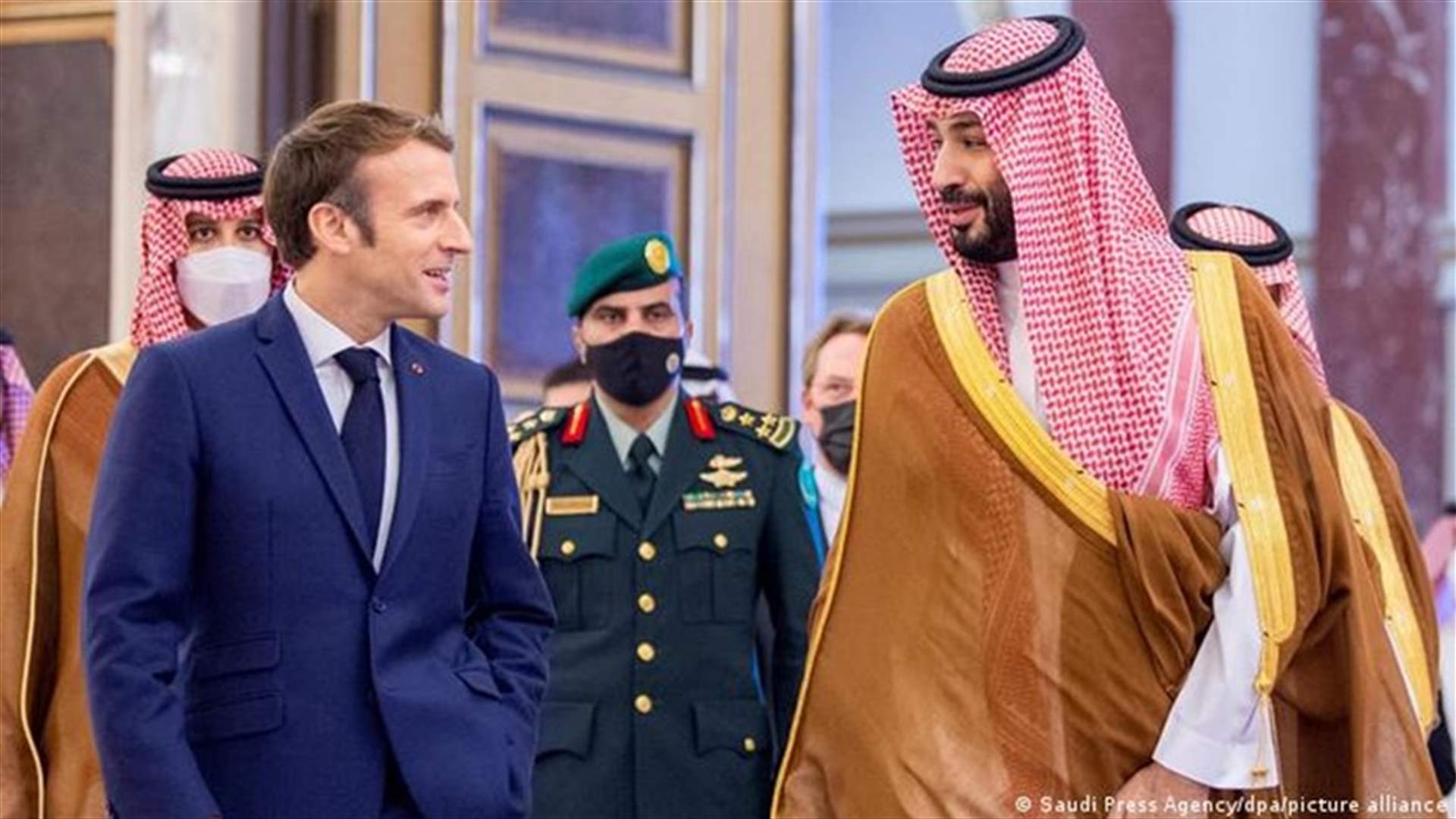 الرئيس الفرنسي وولي العهد السعودي يدعوان لبنان الى القيام بـ&quot;إصلاحات هيكلية&quot;