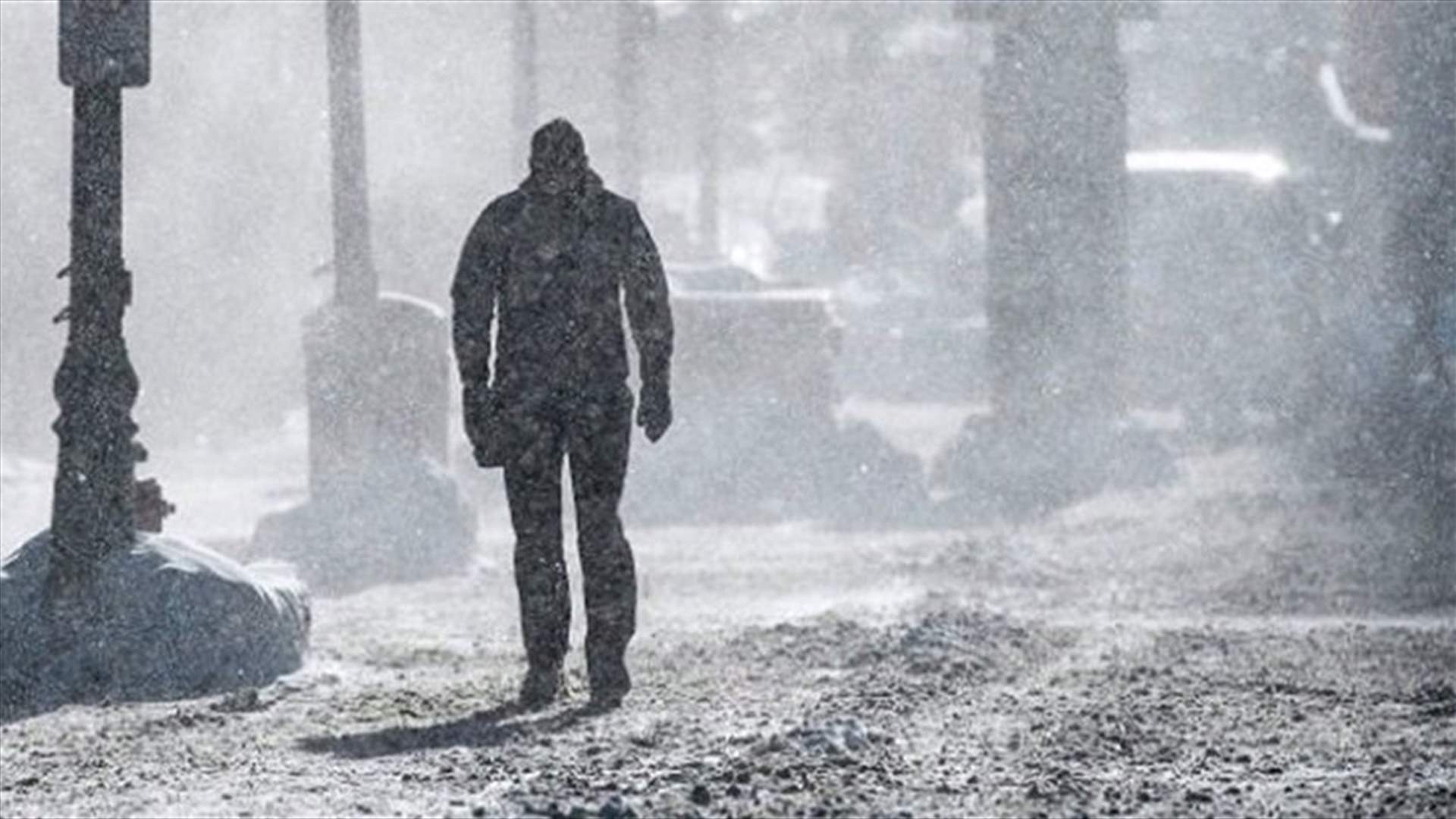 قتلى وانقطاع الكهرباء عن 900 ألف منزل جراء عواصف في كندا