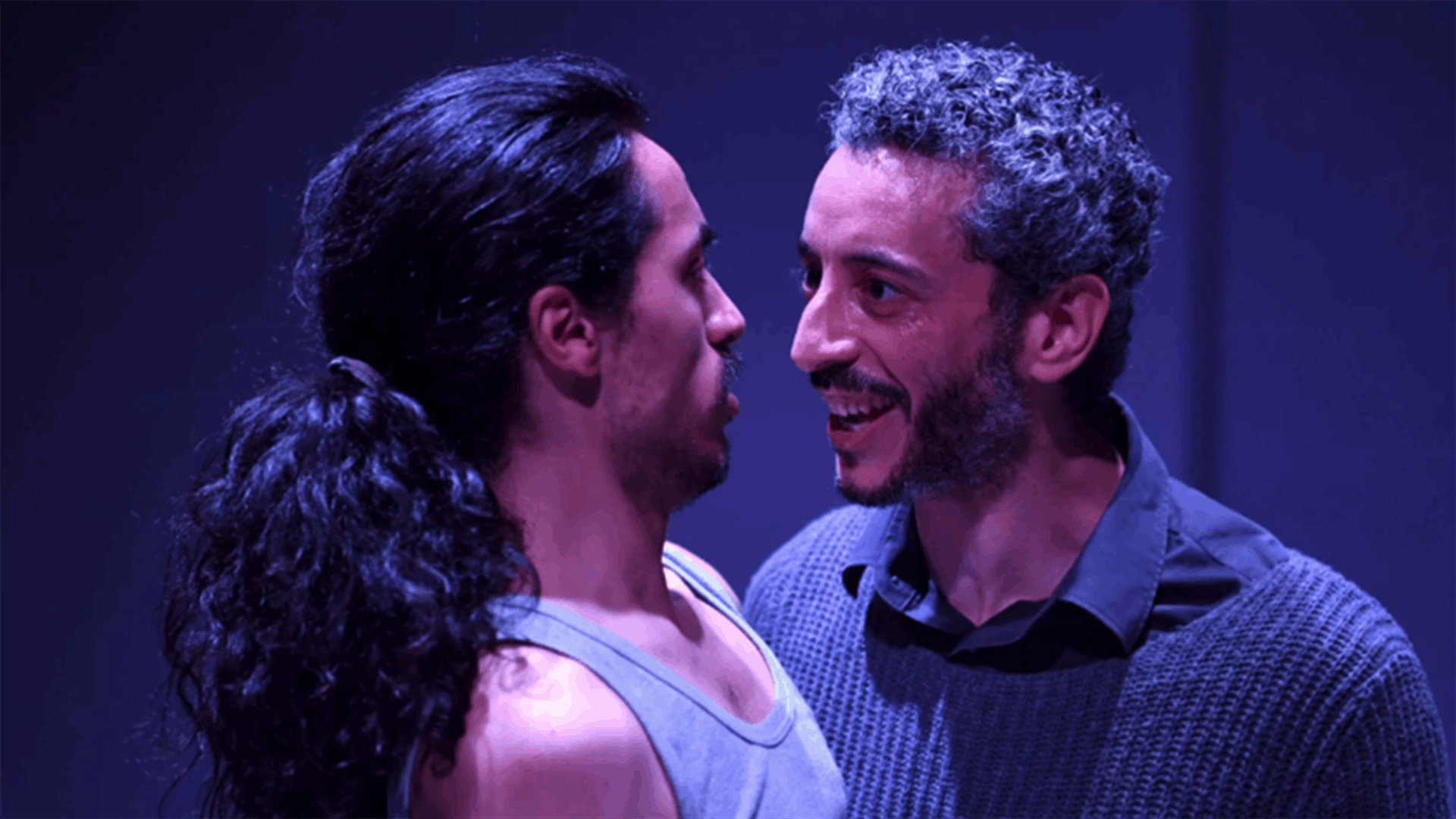 في بلدٍ يُجرّم المثلية الجنسية... أول مسرحية عن &quot;مُجتمع الميم&quot; في تونس (صور)